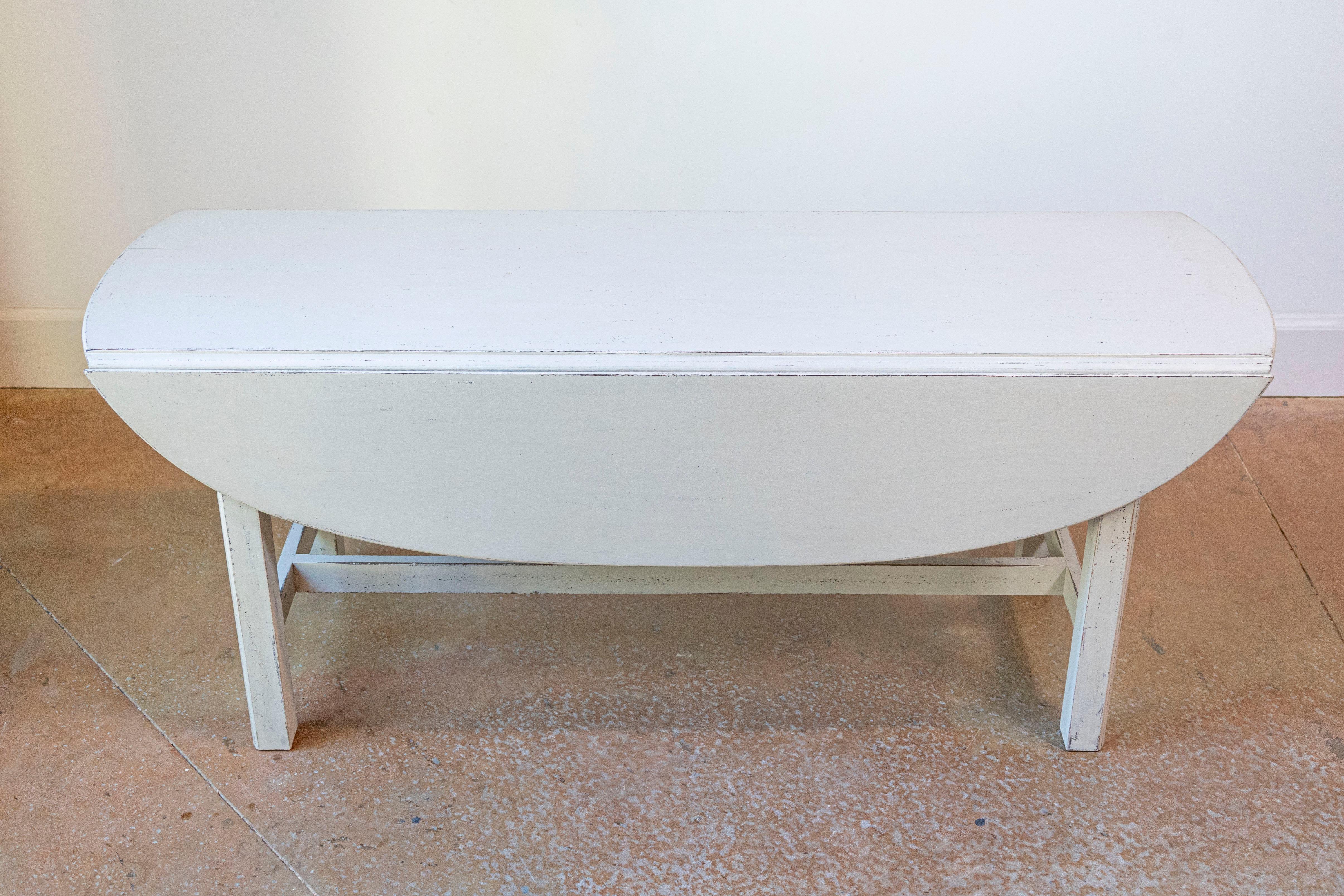 Swedish 1920s Painted Drop Leaf Coffee Table with Oval Top and Stretcher 1