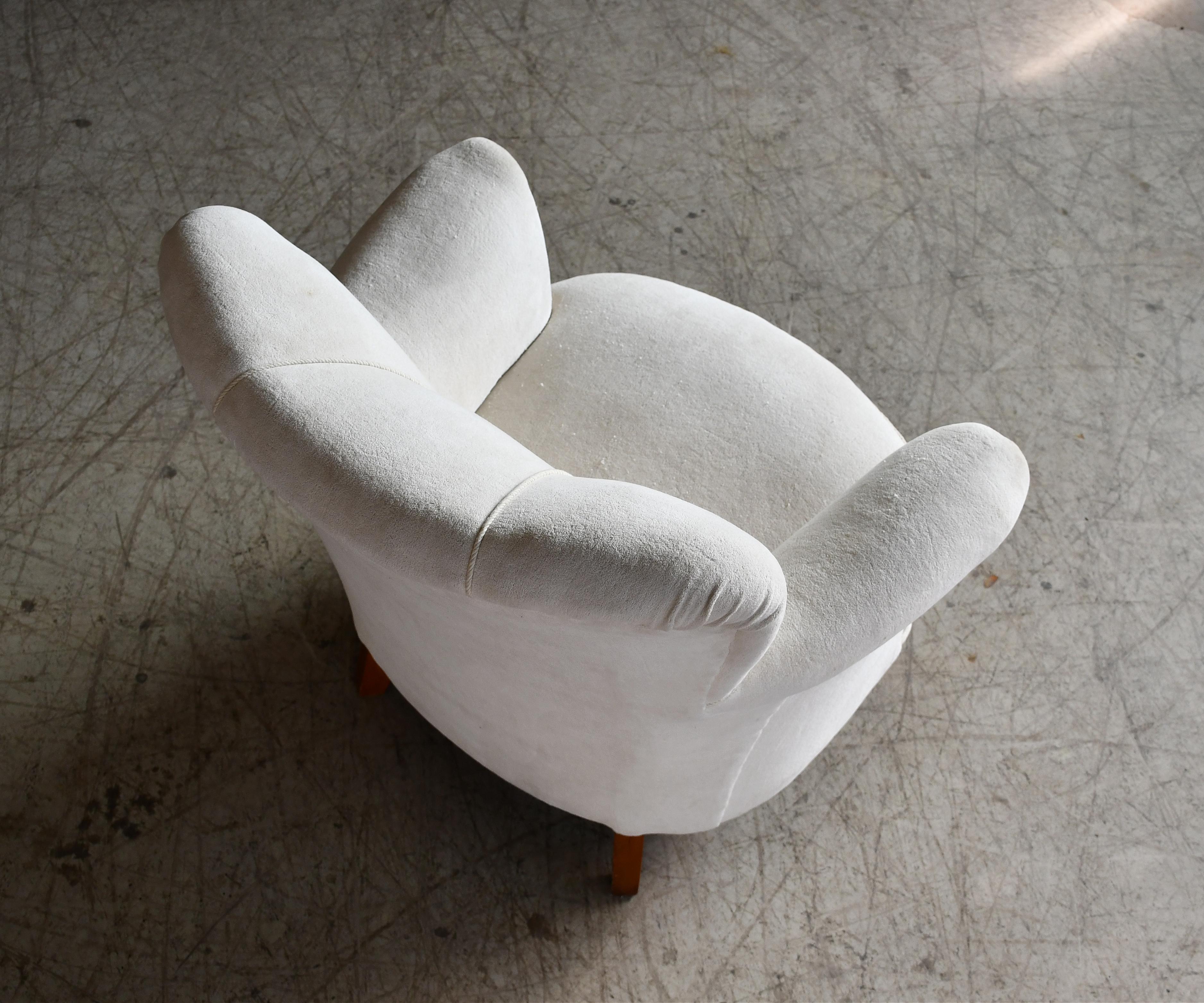 Swedish 1940-50s Lounge Chair in Wool Fabric Style of Carl Malmsten 1