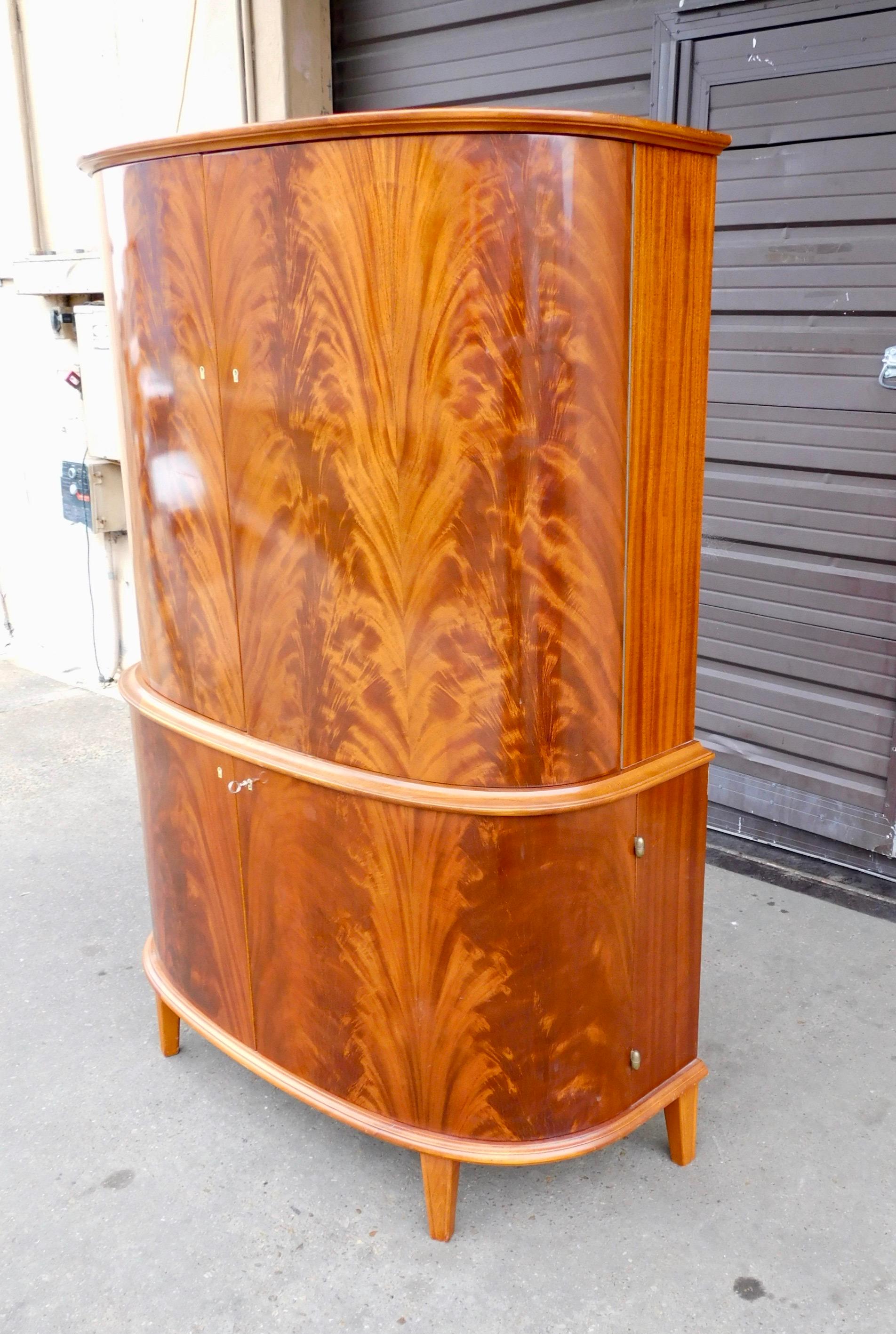 Mid-Century Modern Swedish 1940s Moderne Storage Cabinet in Flame Mahogany For Sale