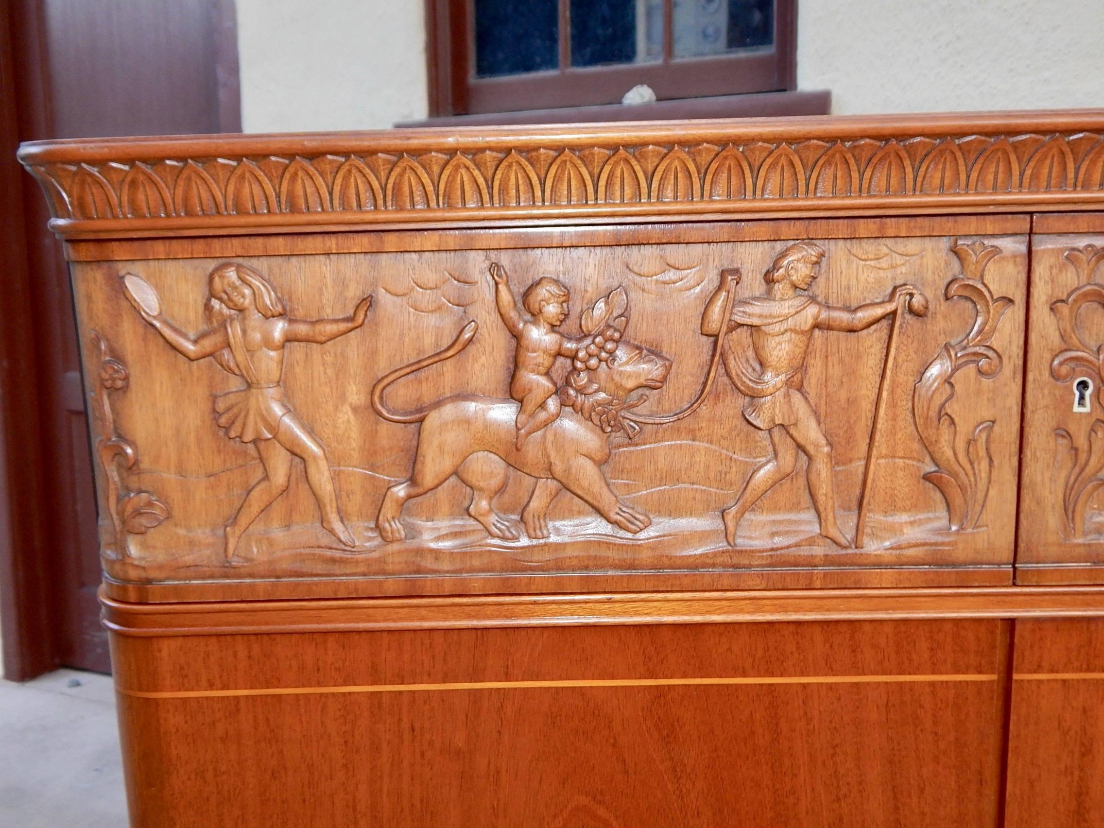 Swedish, 1940s Moderne Storage Cabinet with Figural Relief by Eugene Höglund For Sale 4
