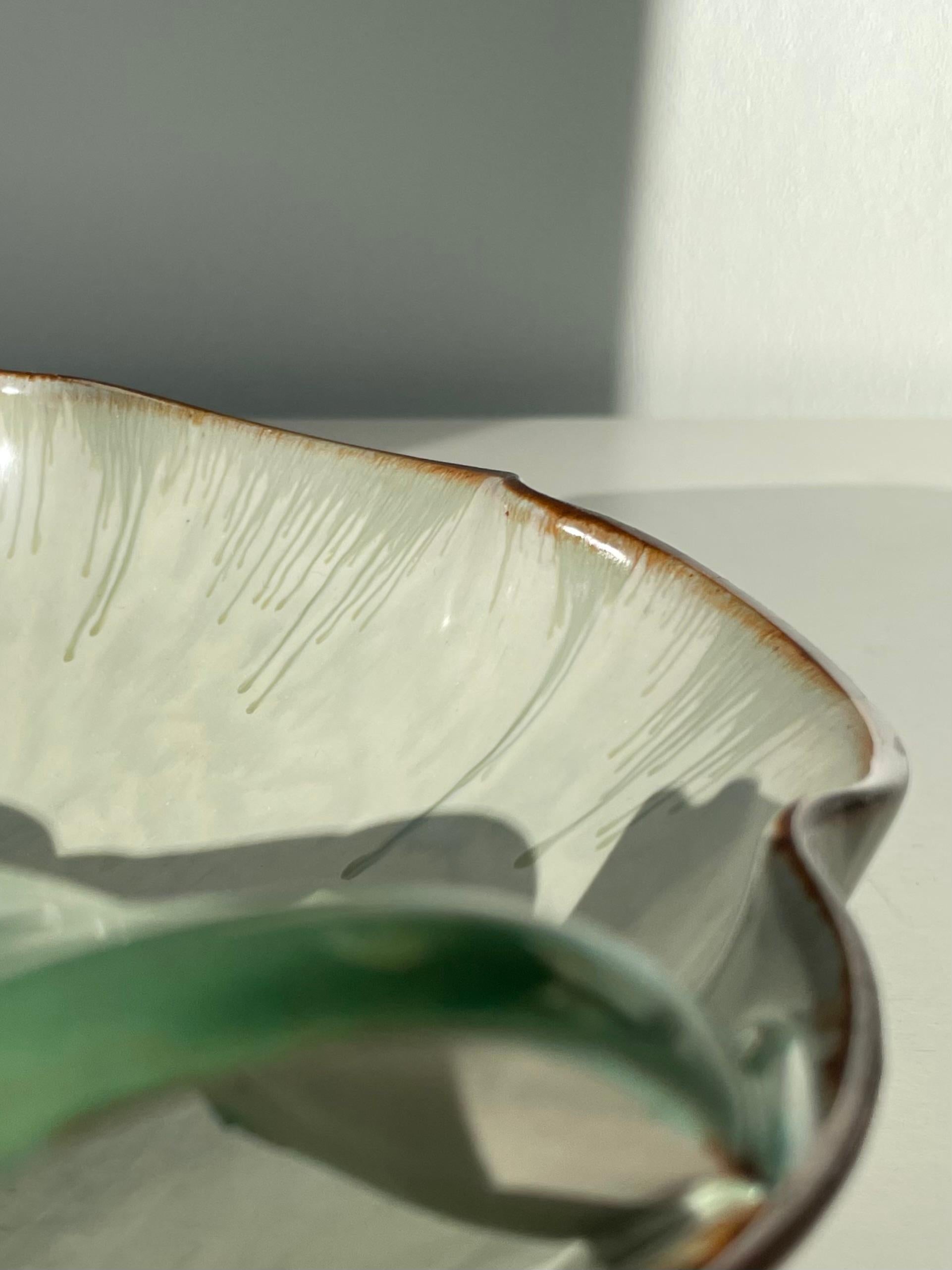 Swedish 1940s Organic Art Nouveau Light Green Leaf Bowl For Sale 11