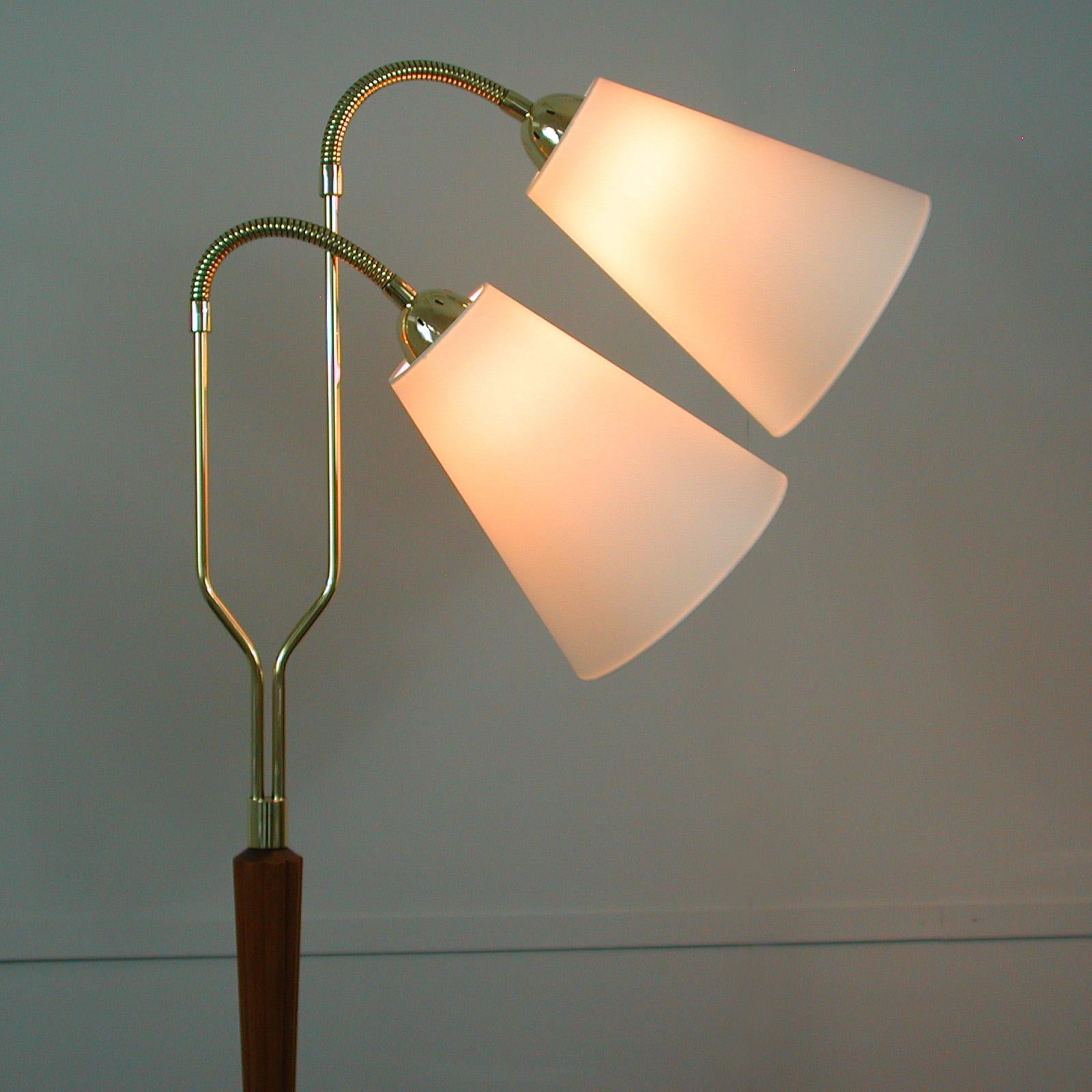 Swedish 1940s Teak & Brass Organic Modernist Floor Lamp For Sale 14