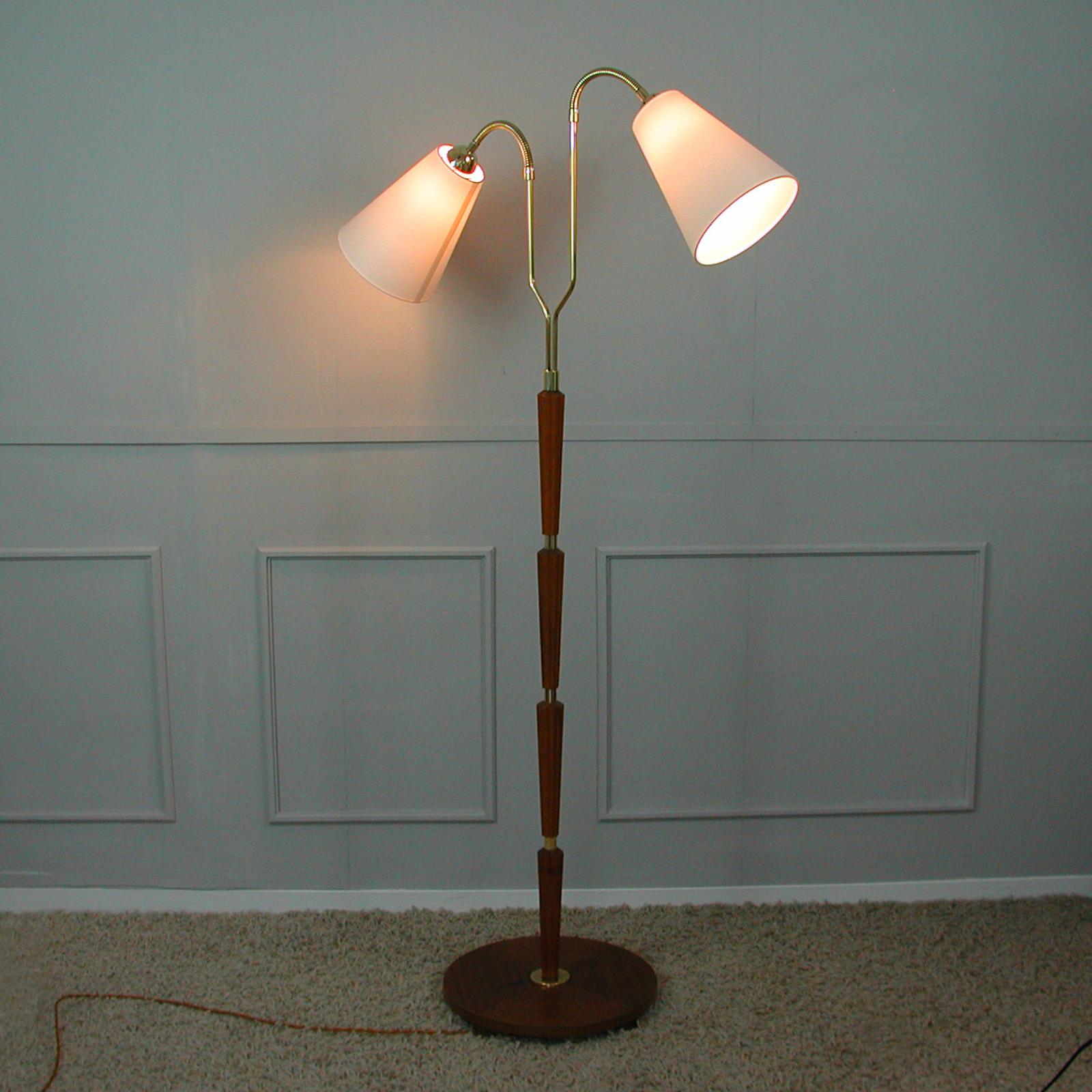 Swedish 1940s Teak & Brass Organic Modernist Floor Lamp For Sale 3