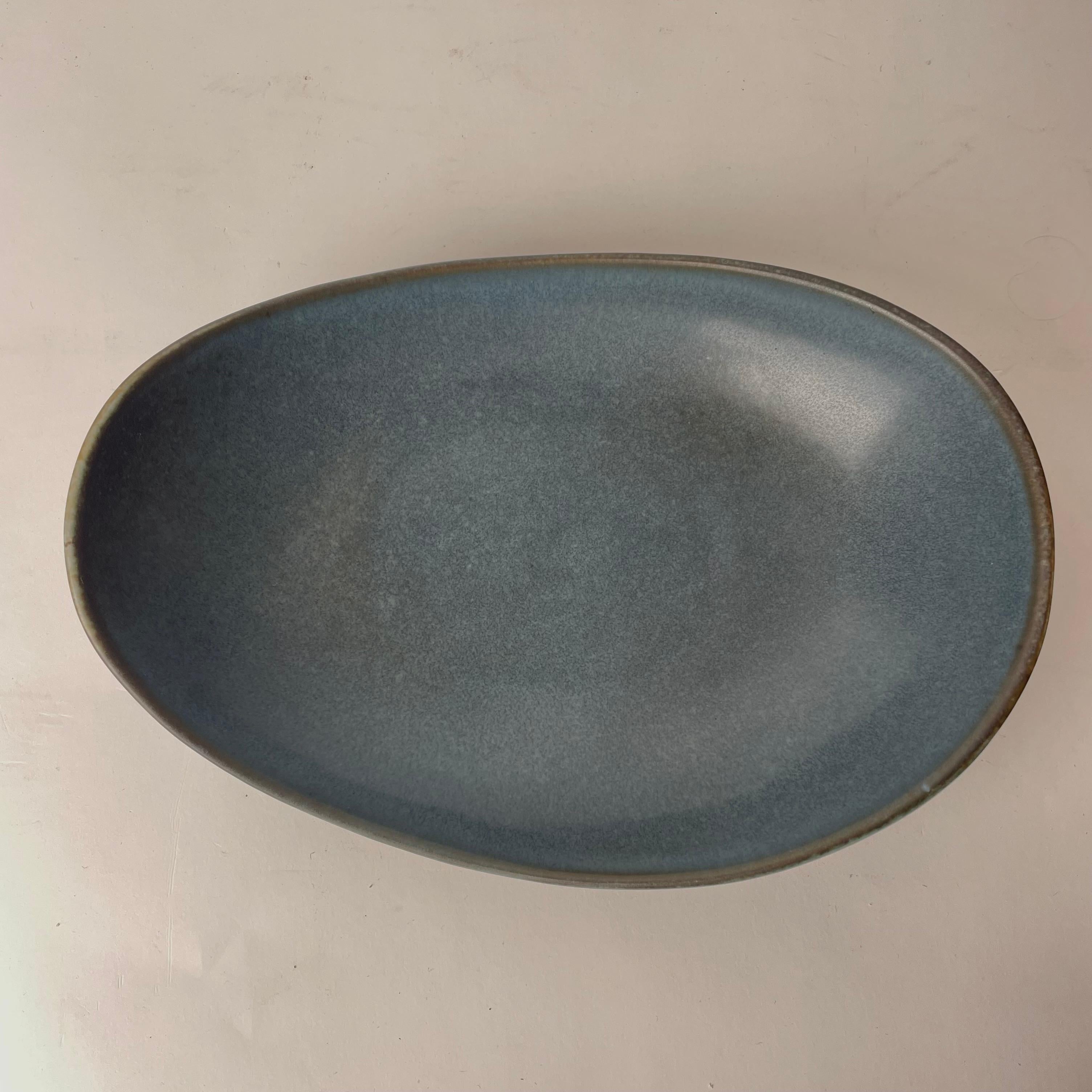 Swedish 1950s Stoneware Bowl by Carl Harry Stålhane, Rörstrand Company For Sale 2