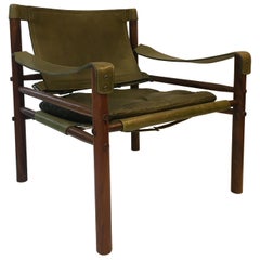 Swedish 1960s "Sirocco" Safari Chair in Rosewood and Leather by Arne Norell