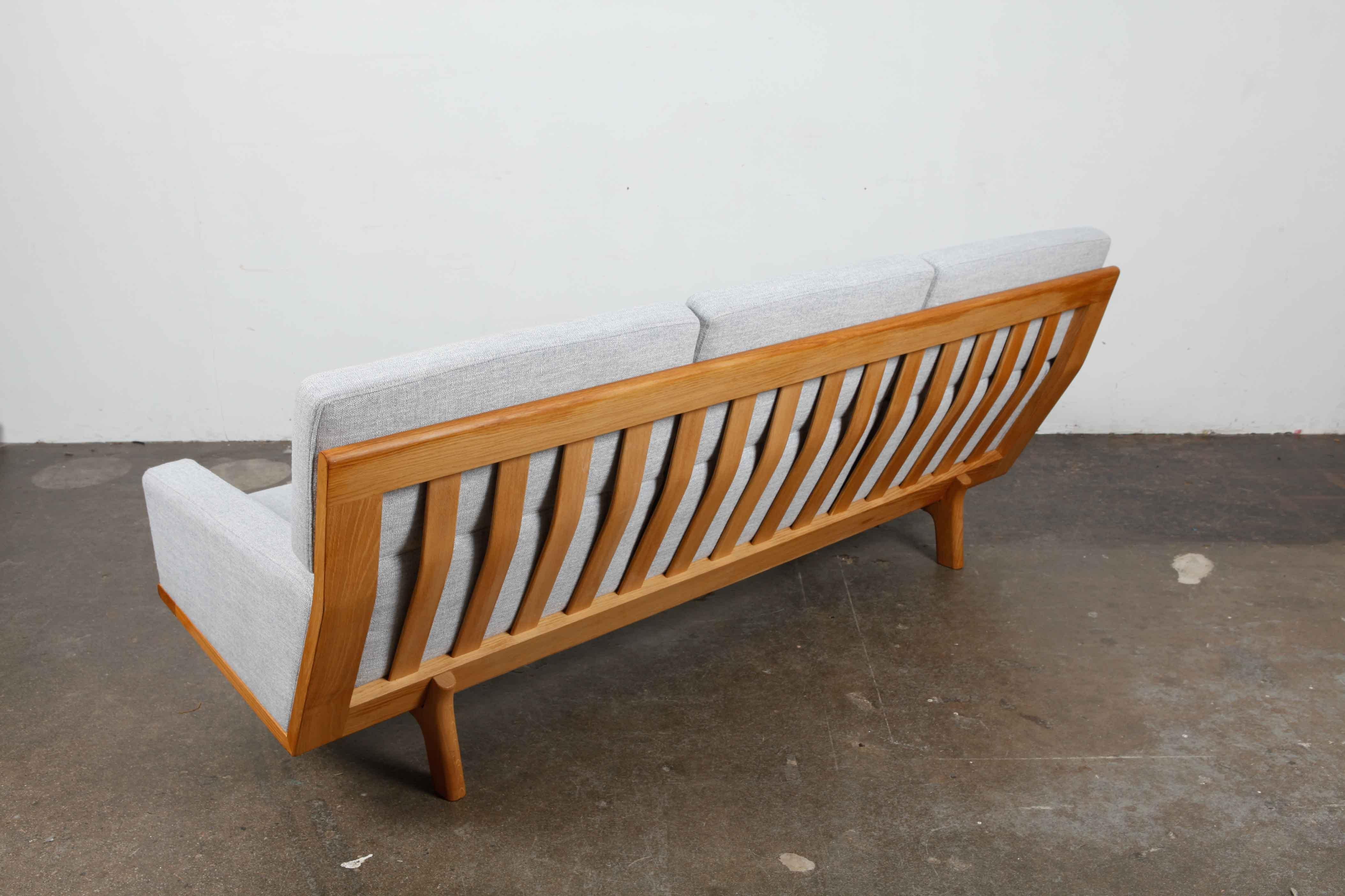 Swedish 1960s Solid Oak Sofa Newly Upholstered in Woven Linen 5