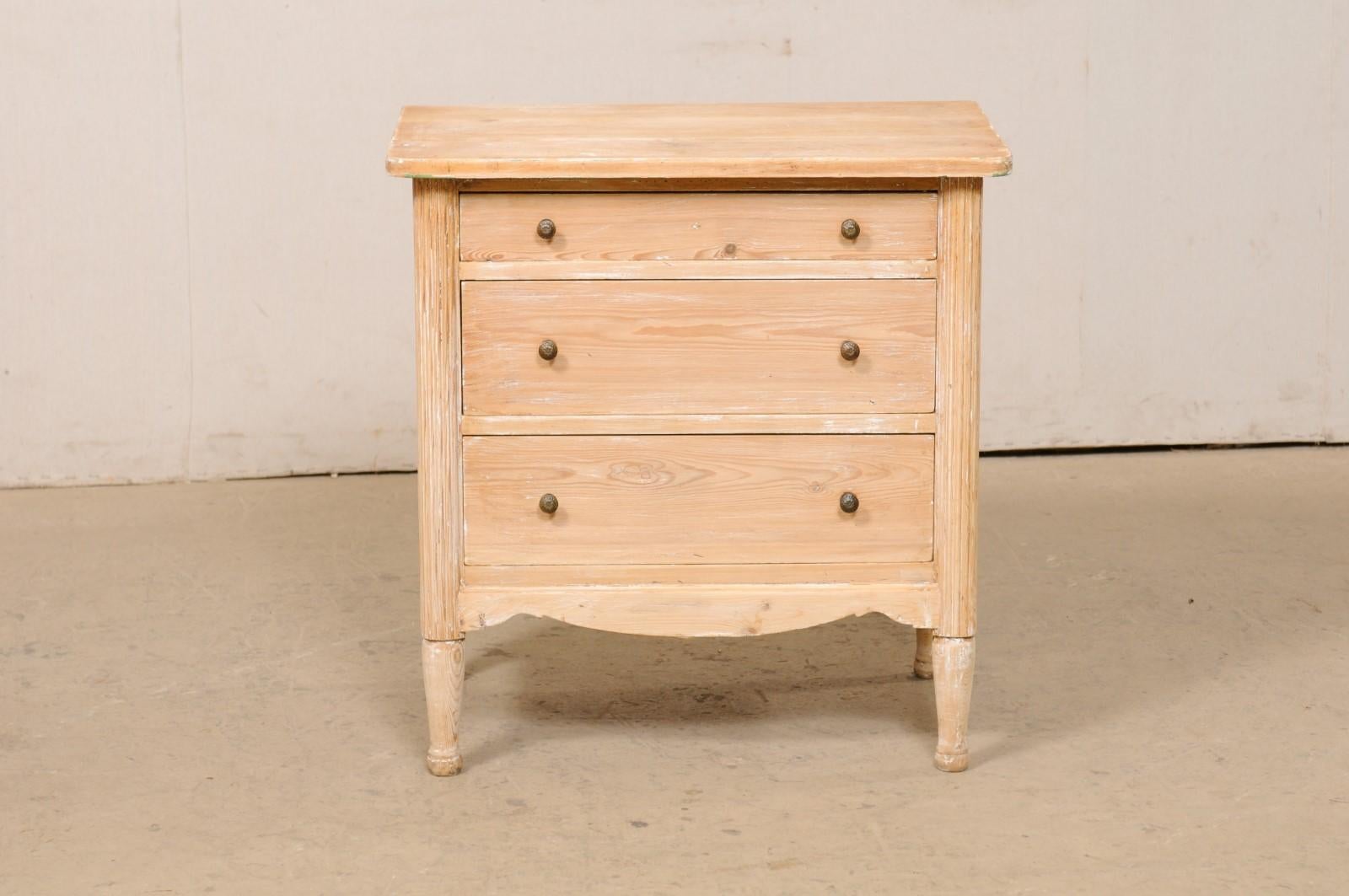 Swedish 19th C. Bleached-Wood Petite Chest with Three Drawers For Sale 7