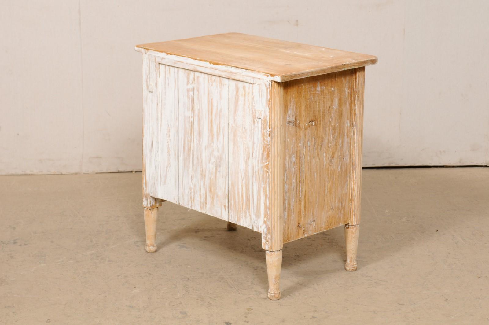 Swedish 19th C. Bleached-Wood Petite Chest with Three Drawers For Sale 3