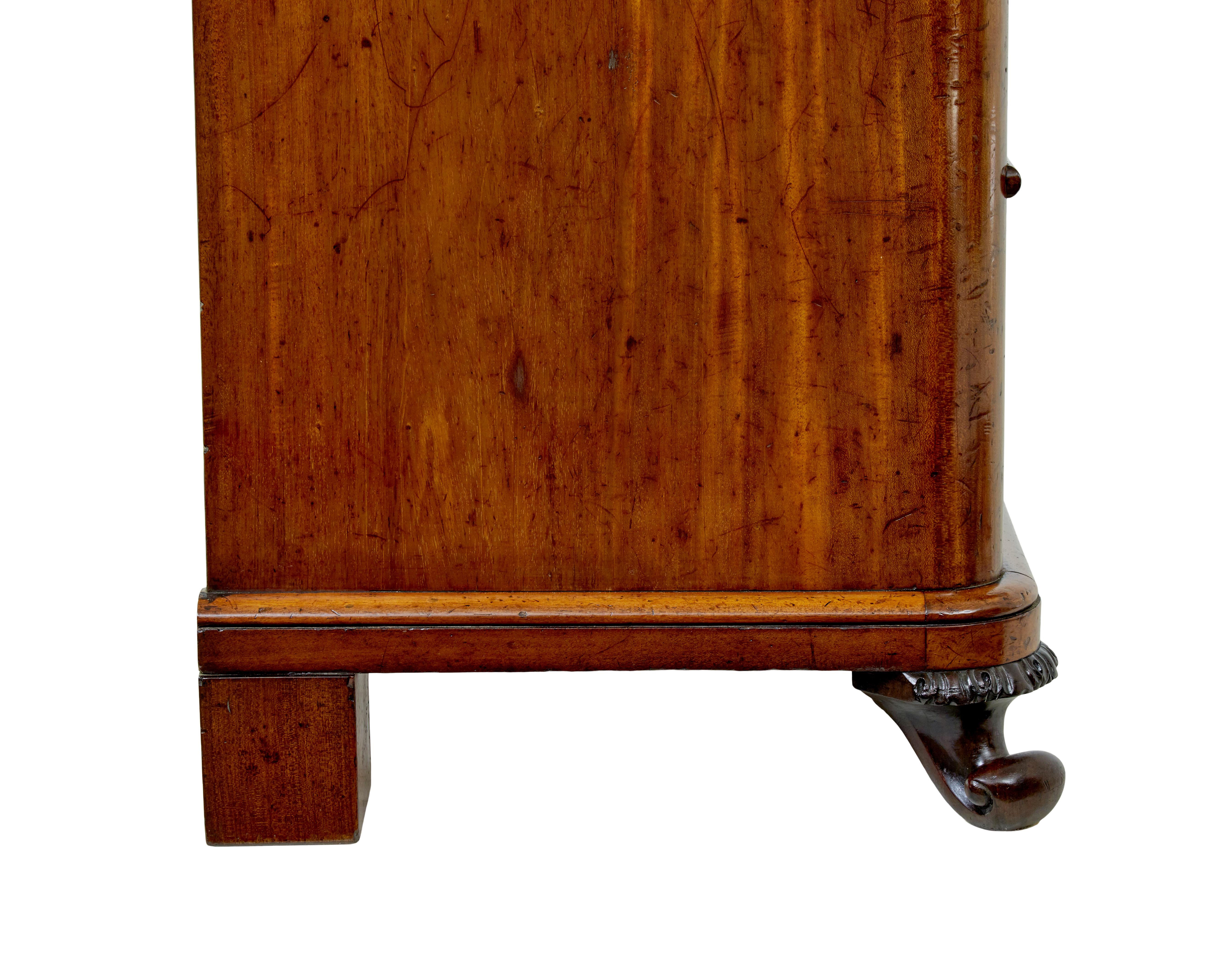 Mahogany Swedish 19th century 5 drawer chest of drawers For Sale