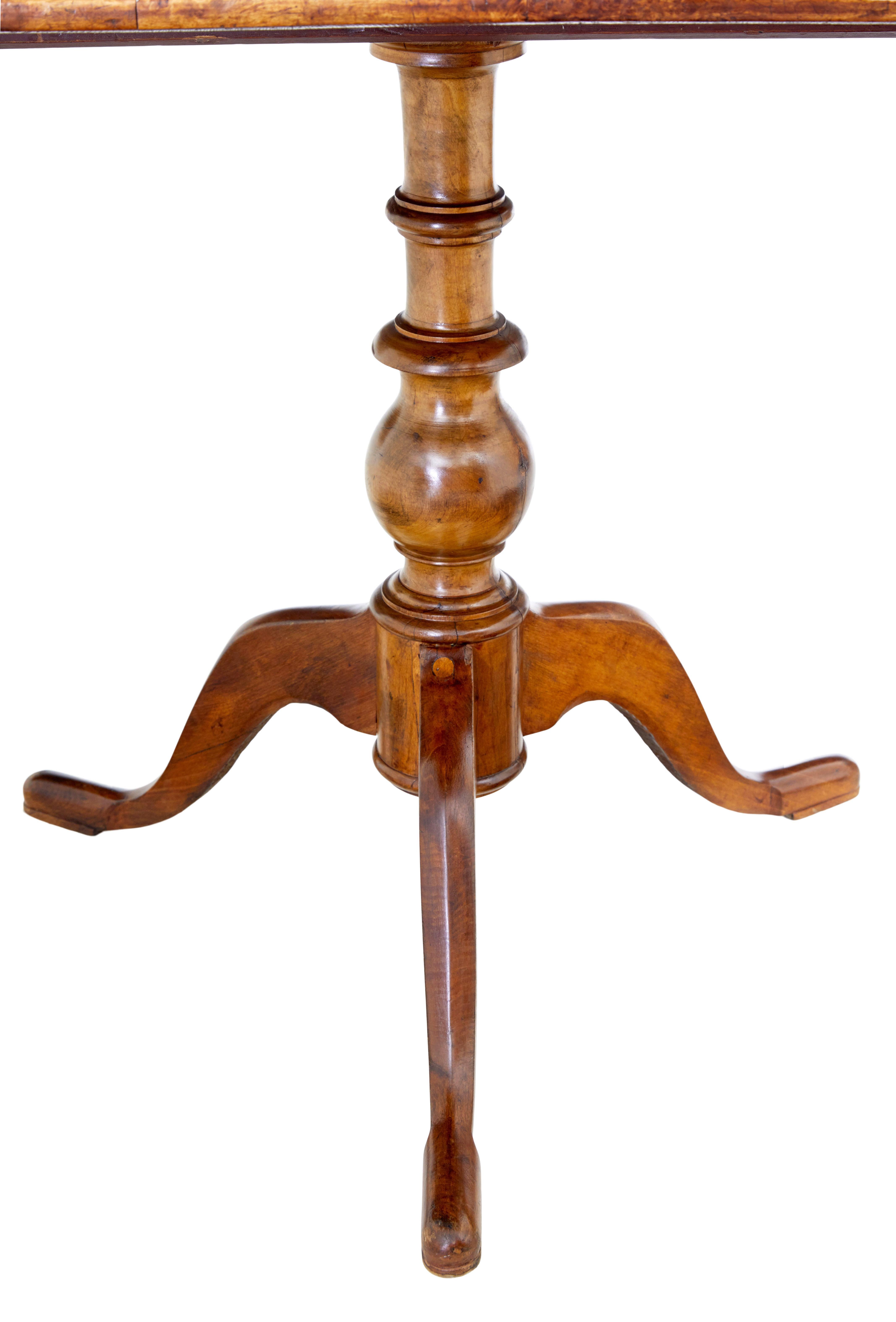 Swedish 19th century alder root tilt top side table In Good Condition In Debenham, Suffolk