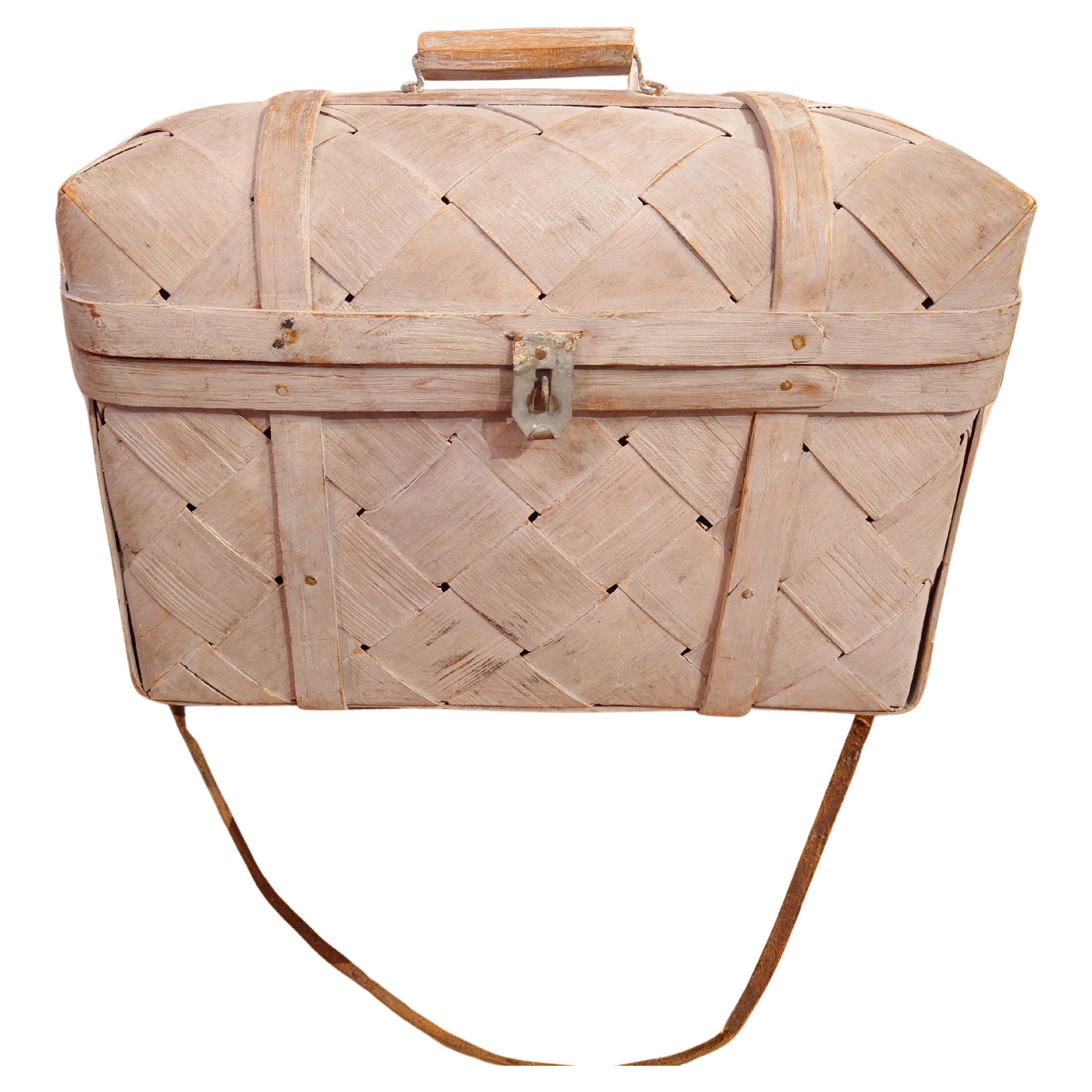 Swedish 19th century antique rustic country woven pine basket  original paint For Sale