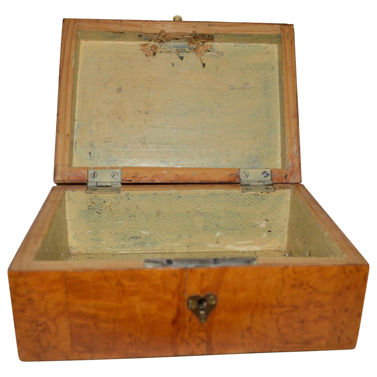 Rustic Swedish 19th Century Birchwood Veneer Jewelry Box For Sale