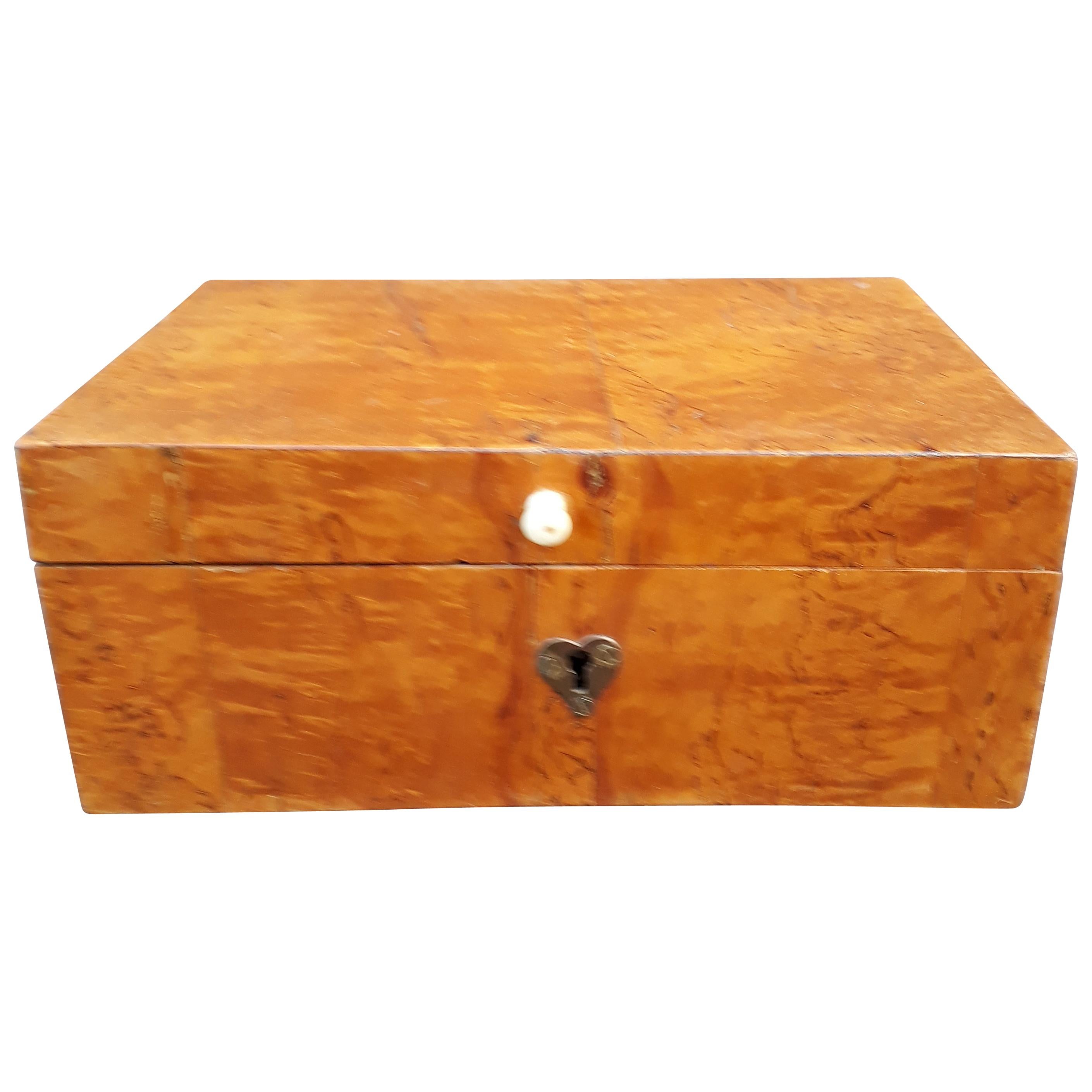Swedish 19th Century Birchwood Veneer Jewelry Box