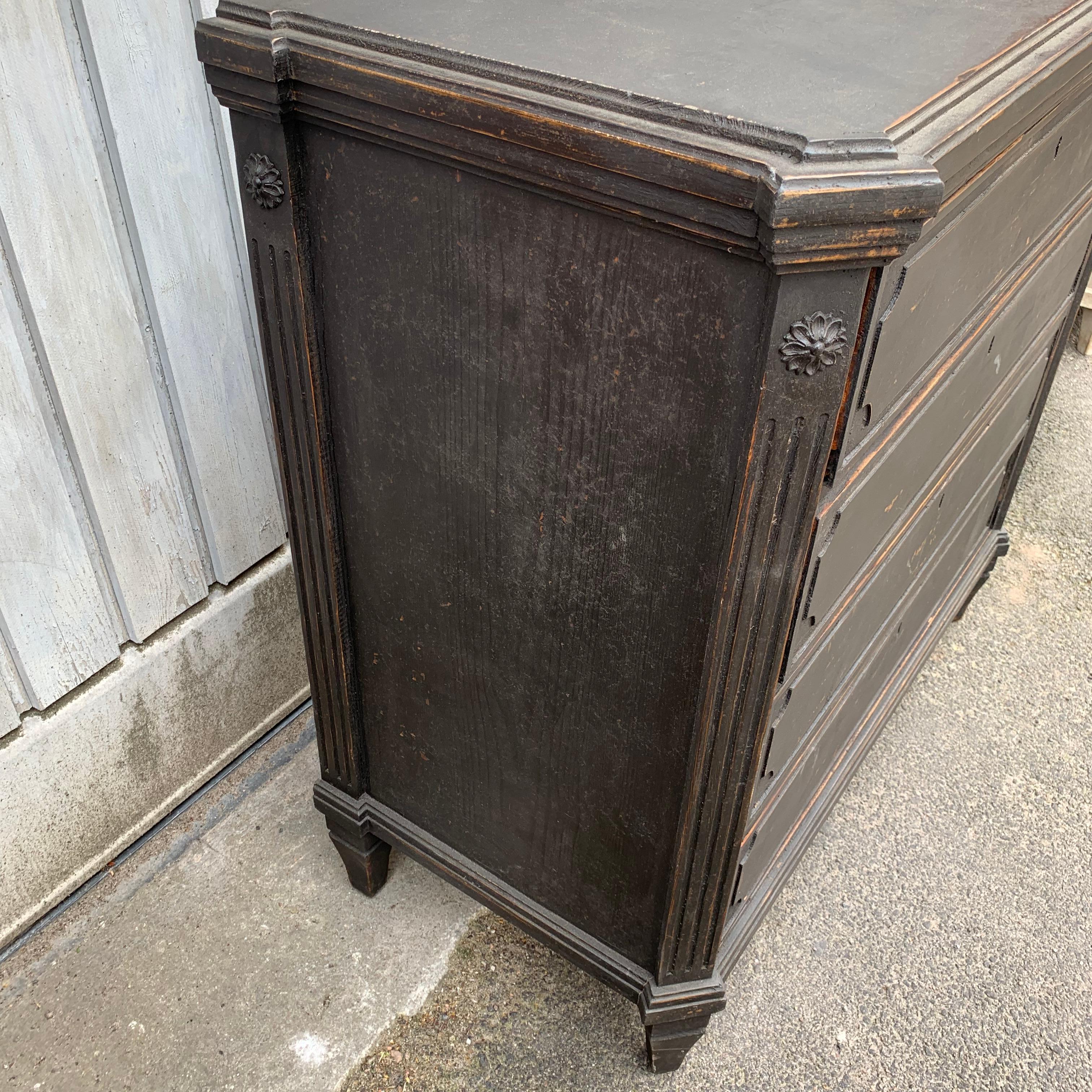 Swedish 19th Century Black Painted Four Drawer Dresser For Sale 3
