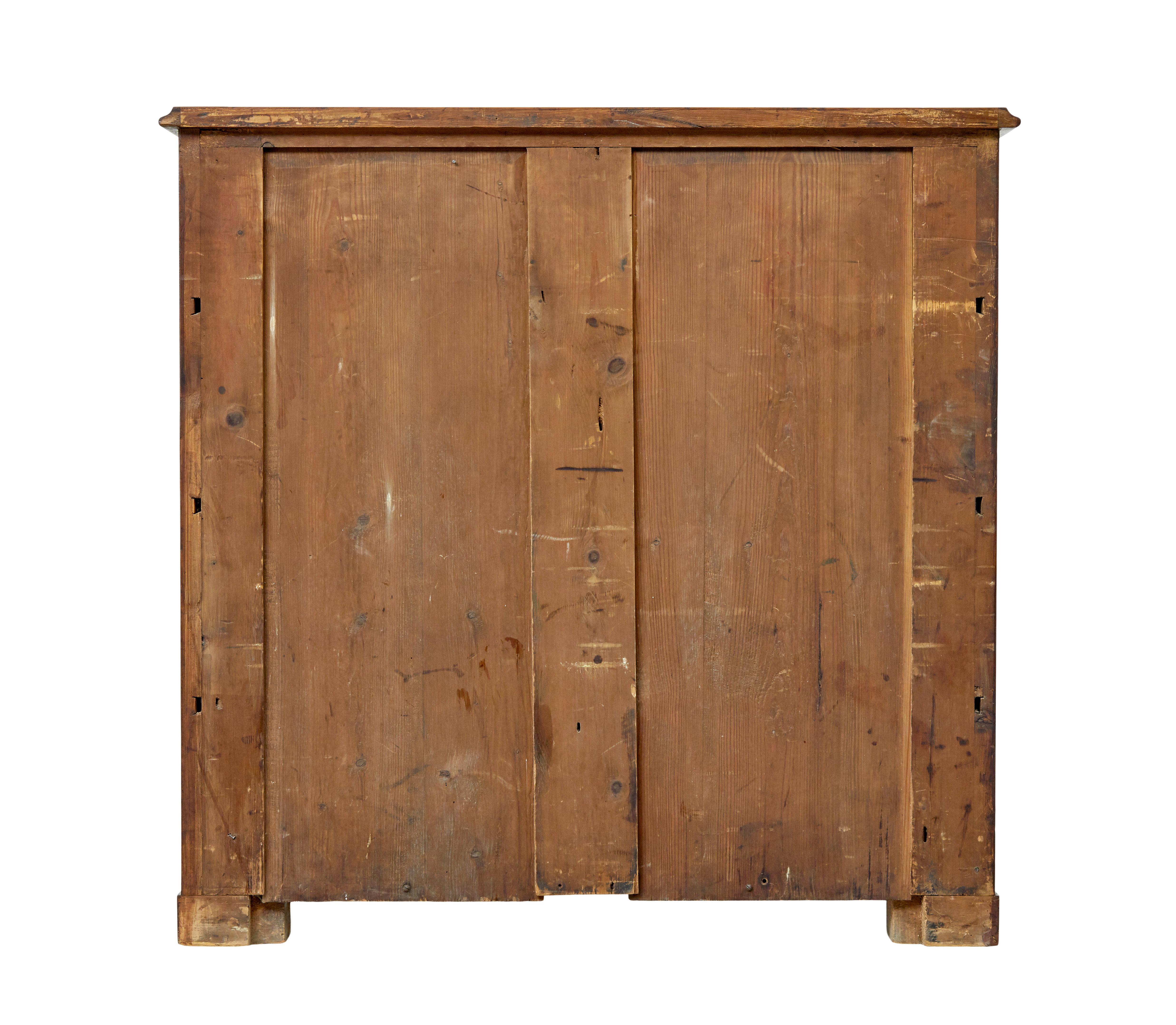Swedish 19th century burr walnut chest of drawers In Good Condition For Sale In Debenham, Suffolk