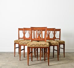 Juego de seis sillas de comedor suecas de roble tallado del siglo XIX