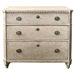 Swedish 19th Century Chest of Drawer With Reeded Drawer Front