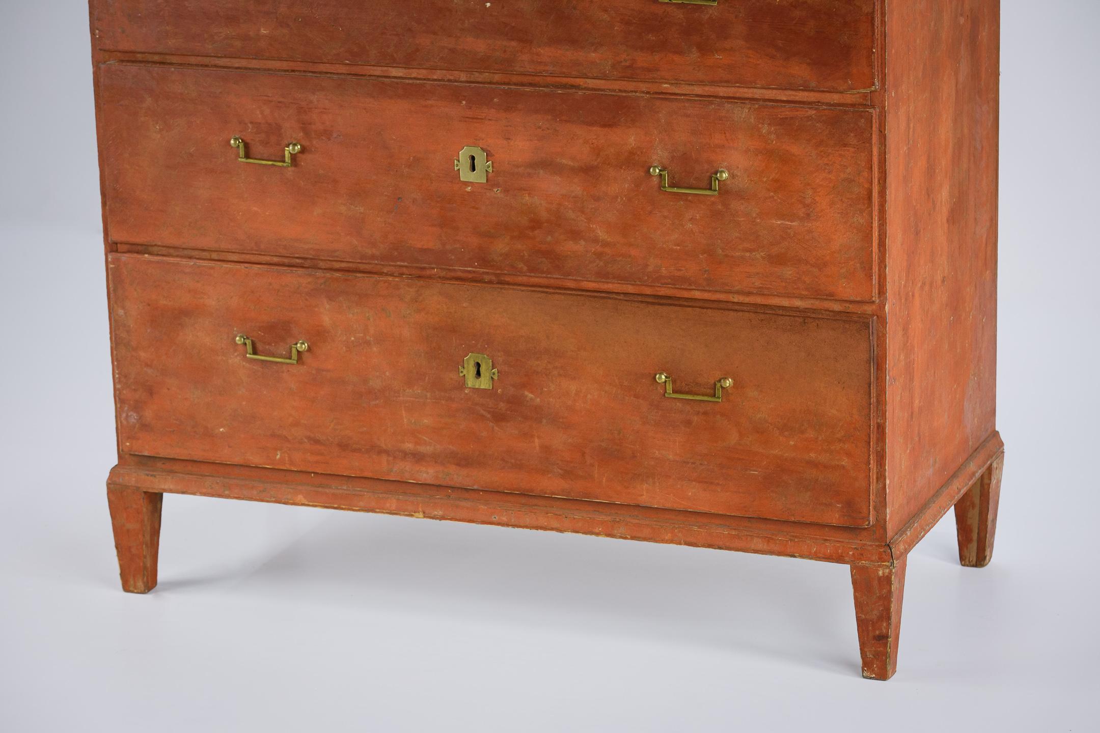 Swedish 19th Century Chest of Drawers in Original Painted Finish In Good Condition In Pease pottage, West Sussex