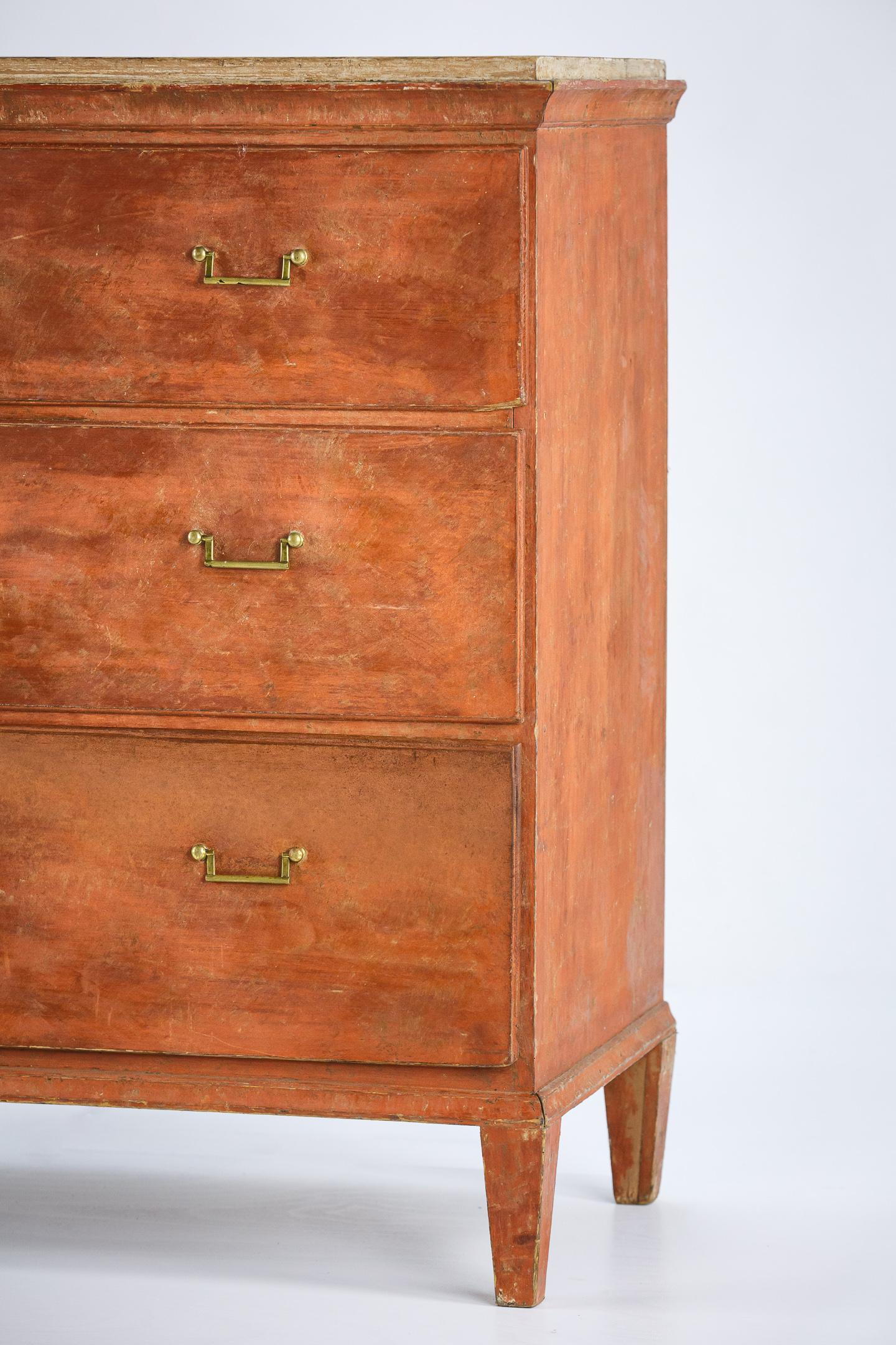 Swedish 19th Century Chest of Drawers in Original Painted Finish 1