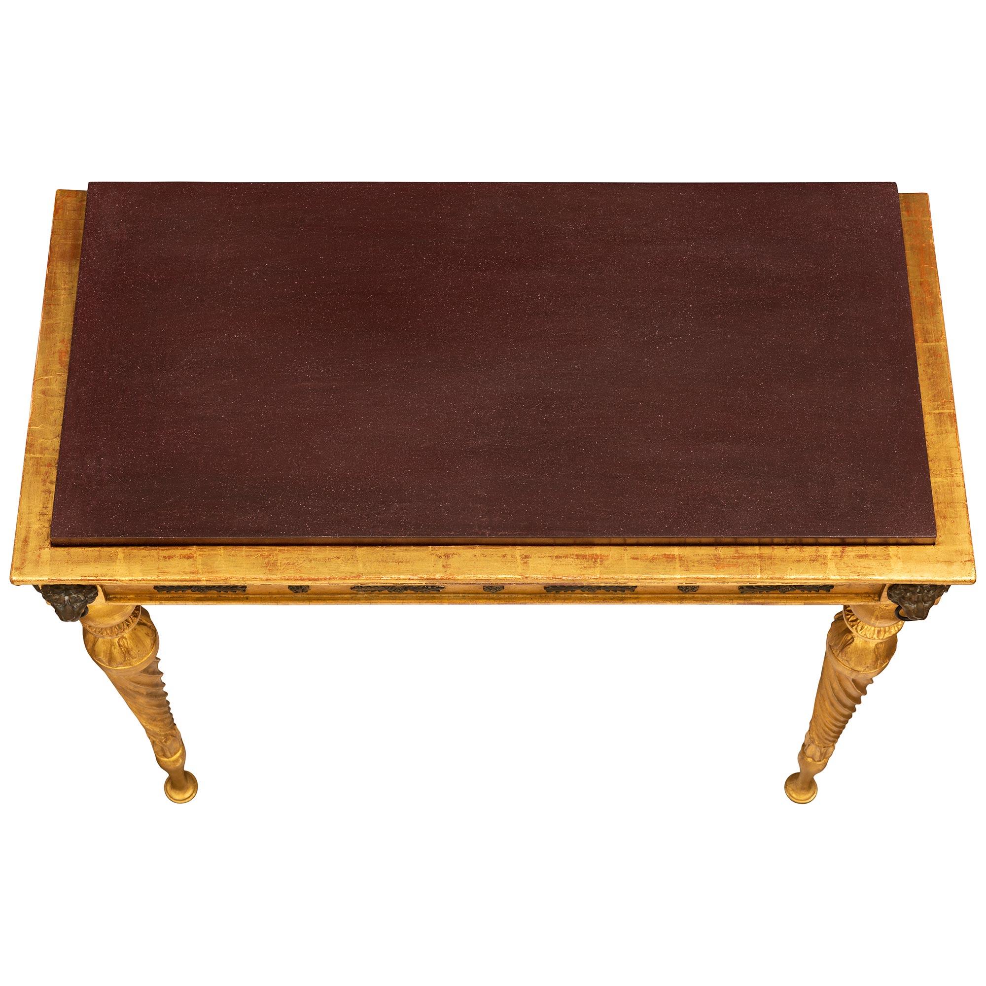 Schwedische Konsole aus gustavianischem St. Giltwood und Porphyrimitat aus dem 19. im Angebot 3