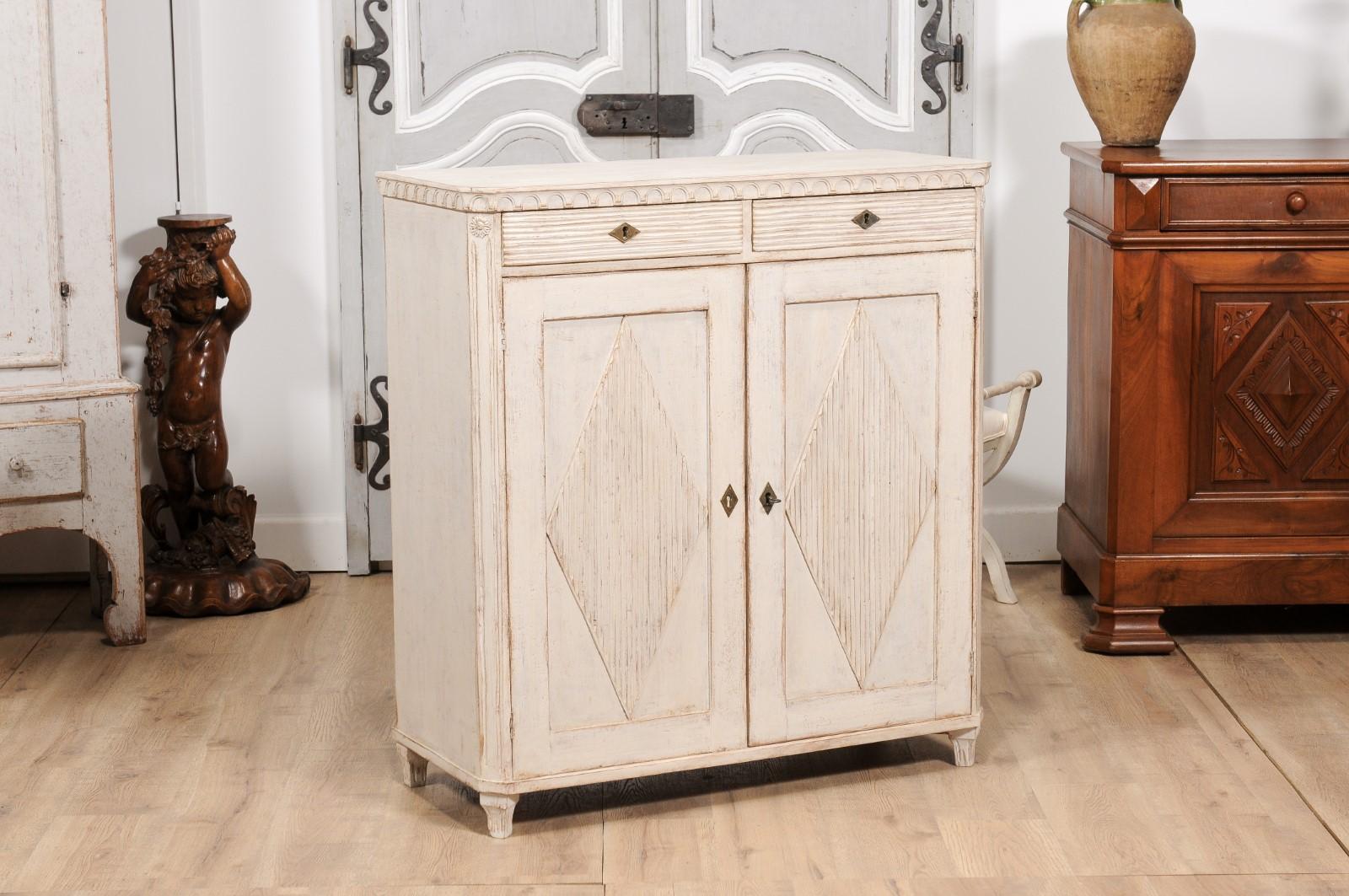 Swedish 19th Century Gustavian Style Painted and Carved Sideboard Diamond Motifs In Good Condition In Atlanta, GA