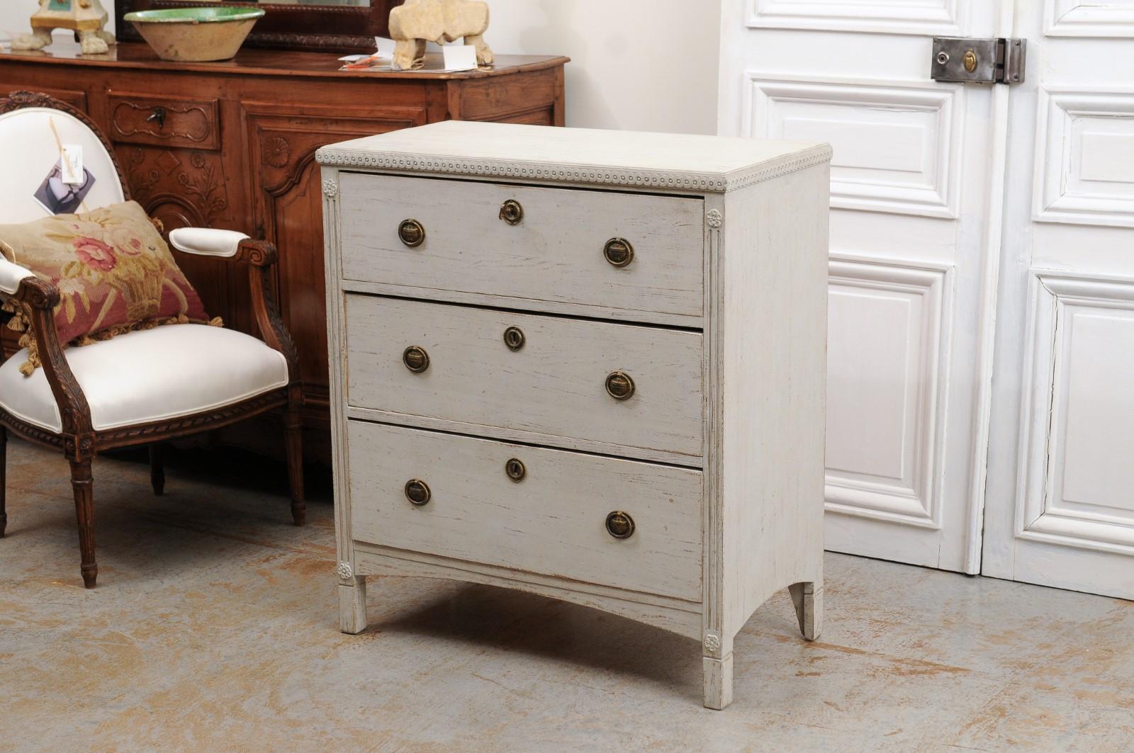 Swedish 19th Century Gustavian Style Painted Three-Drawer Chest with Guilloches 5