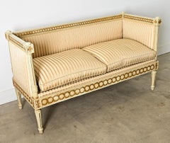 Schwedische Couch aus dem 19. Jahrhundert, bemalt und vergoldet