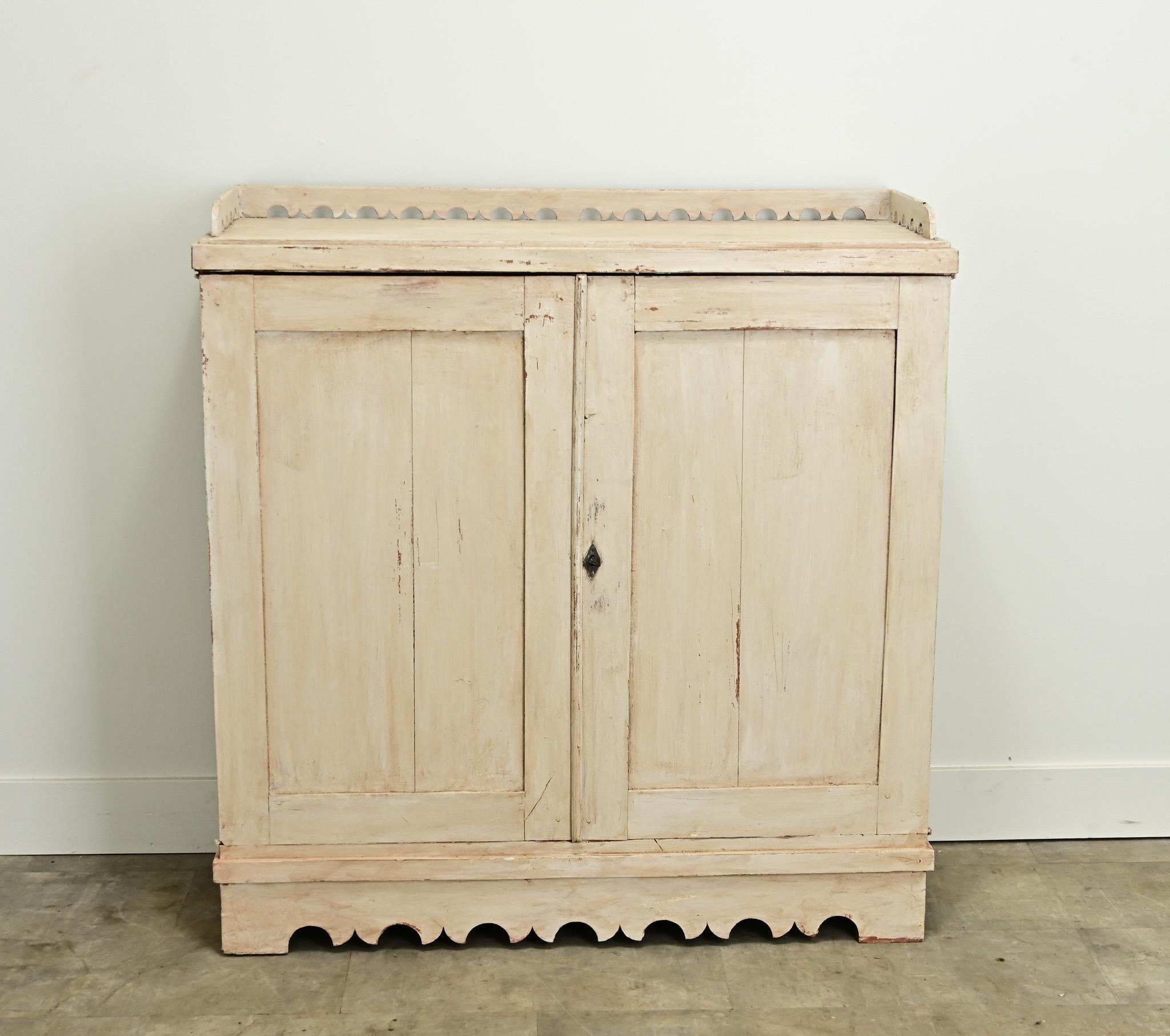 Hand-Carved Swedish 19th Century Painted Pine Buffet For Sale