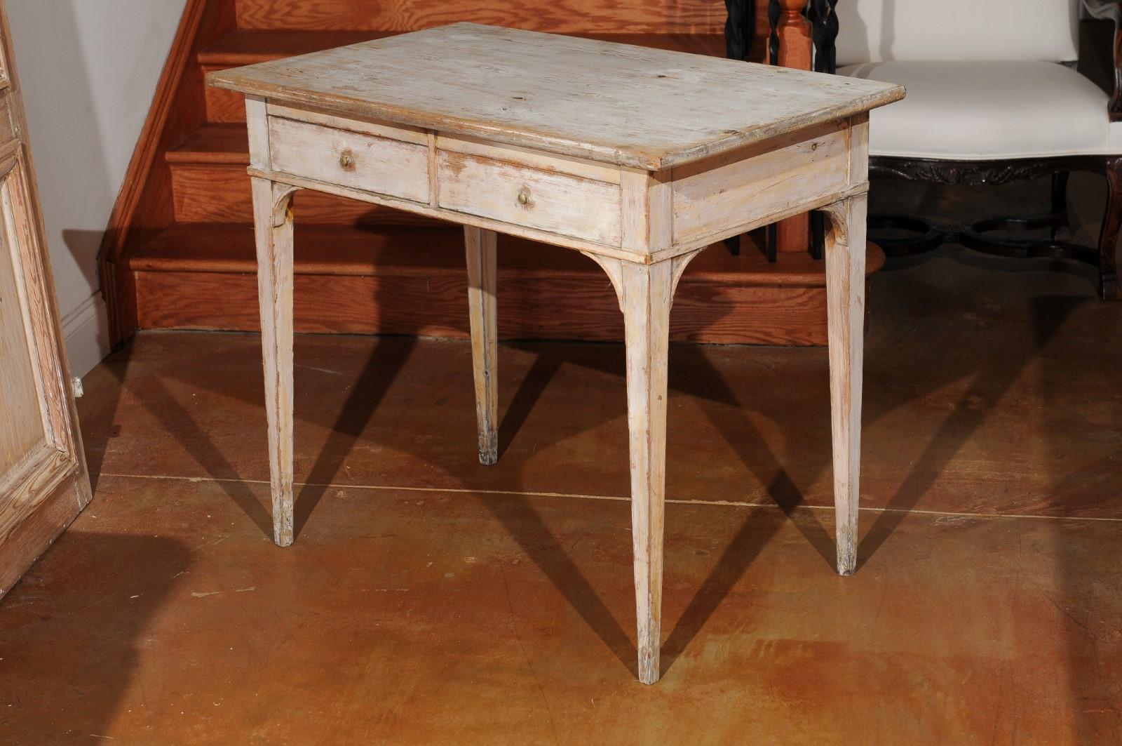 Swedish 19th Century Painted Wood Desk with Two Drawers and Tapered Legs 7