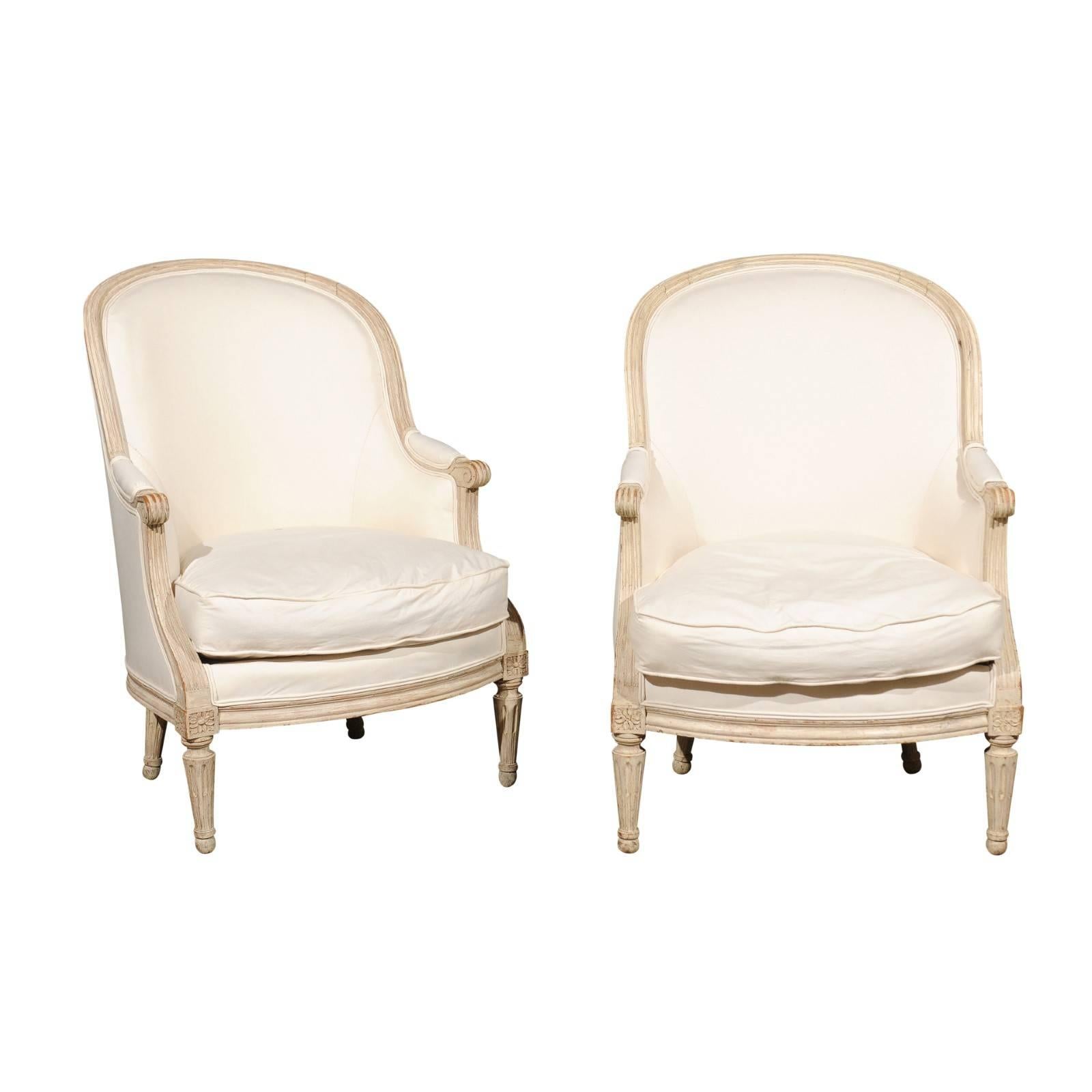 Swedish 19th Century Pair of Bergere Chairs