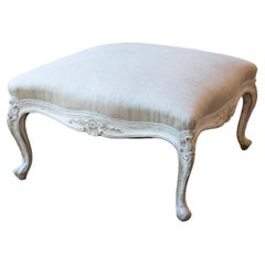 Tabouret suédois du 19ème siècle de style rococo peint avec coquillages sculptés