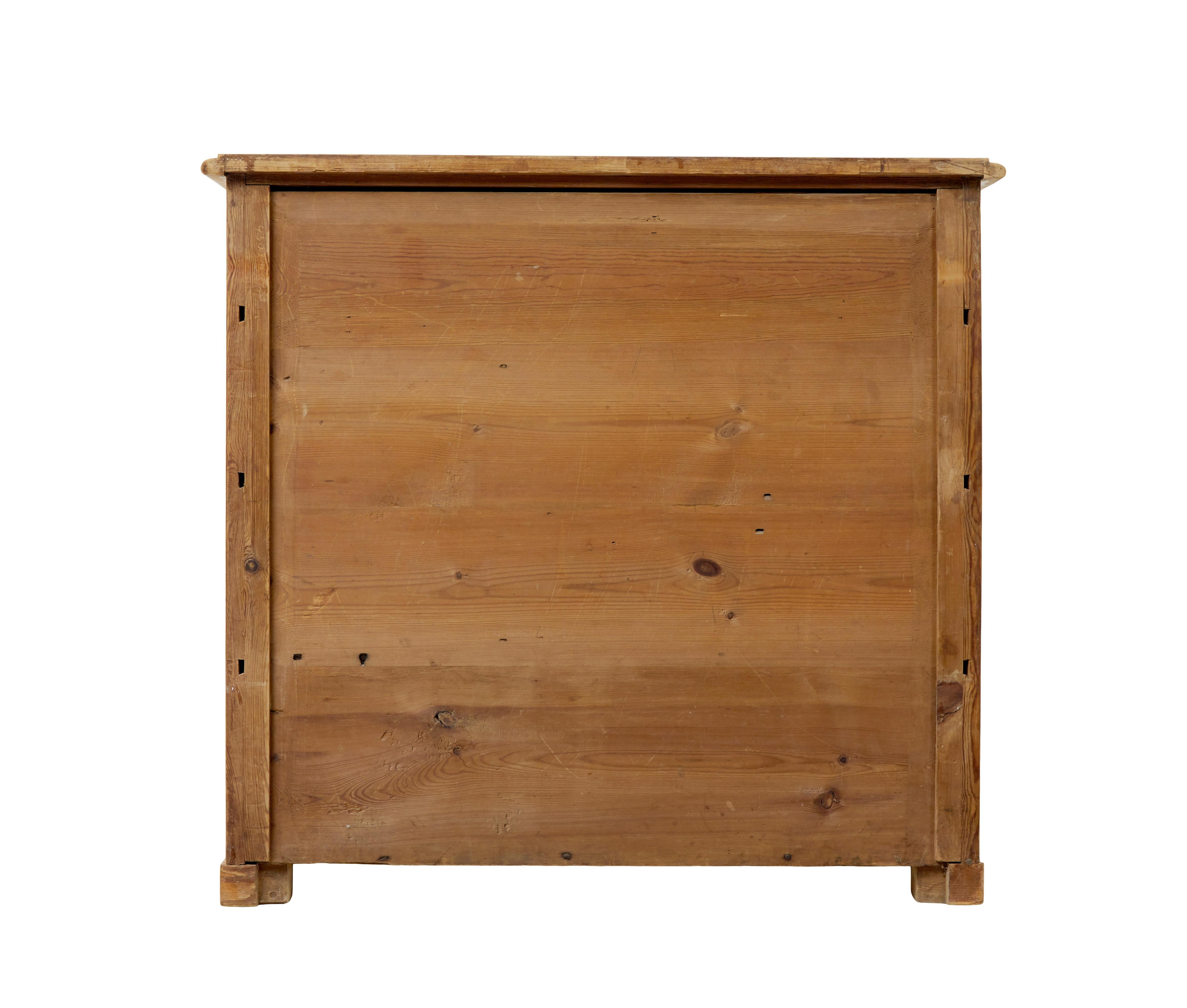 Hand-Carved Swedish 19th century satin birch chest of drawers For Sale