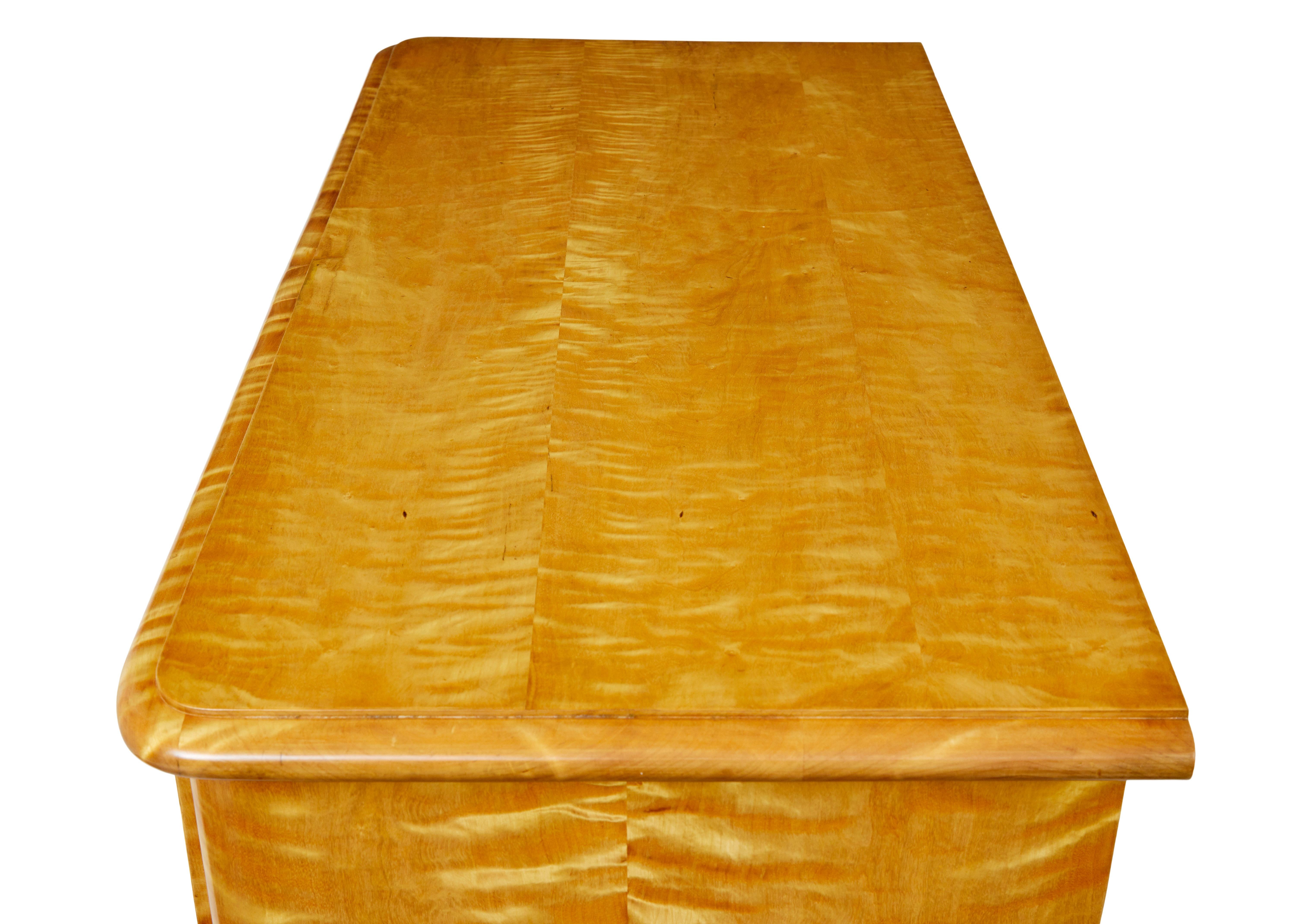 Swedish 19th century satin birch chest of drawers For Sale 1