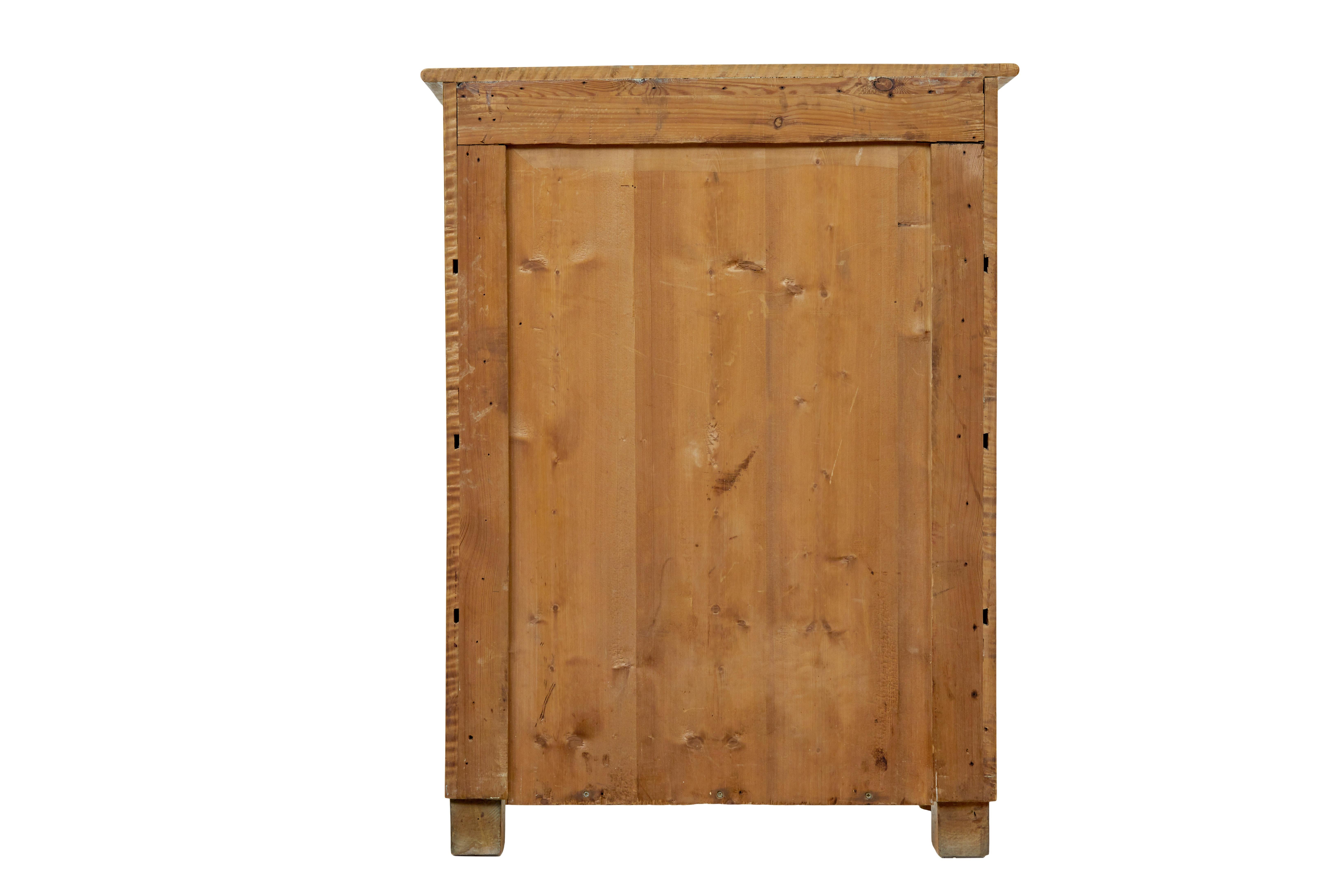 Swedish 19th century tiger birch chest of drawers In Good Condition For Sale In Debenham, Suffolk