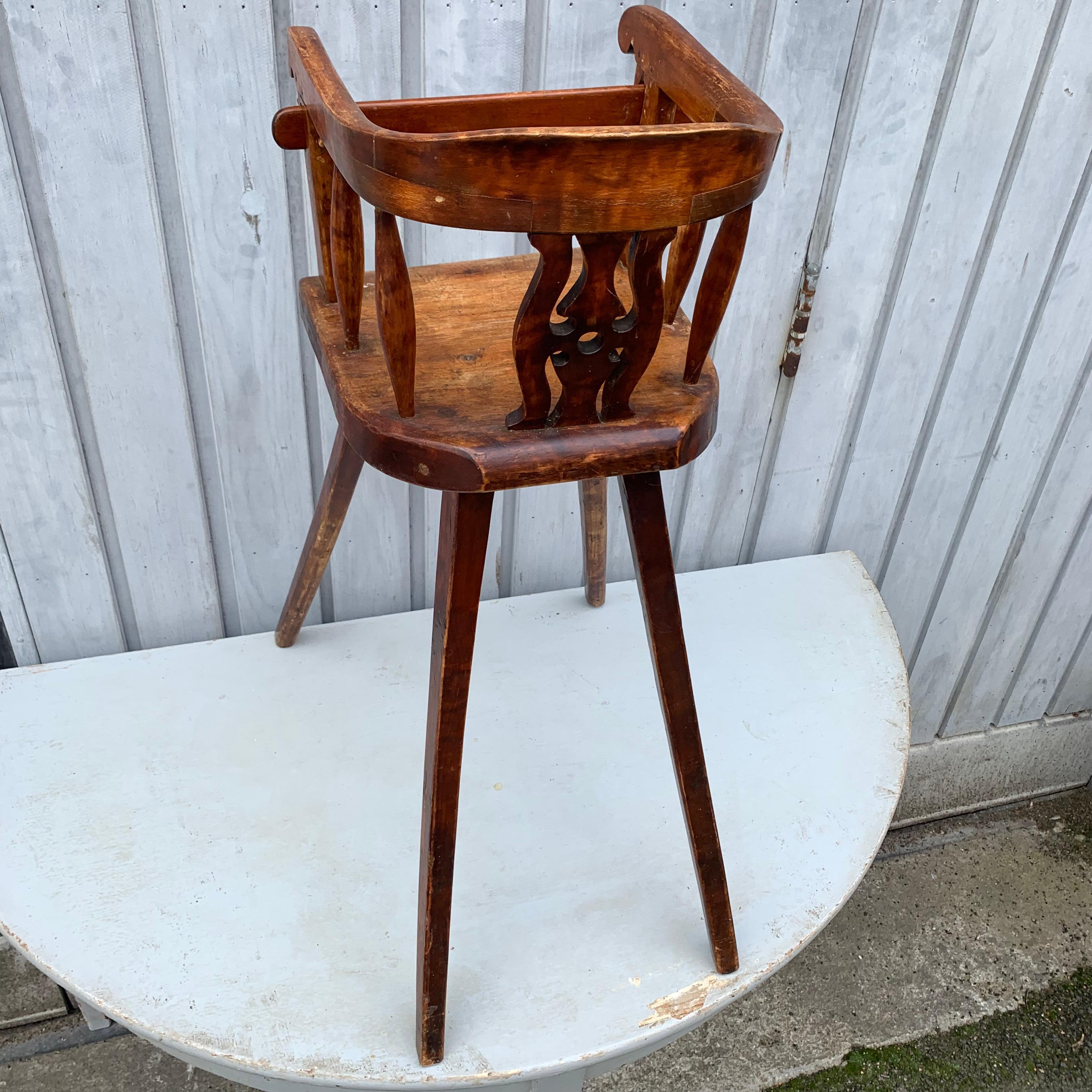 Swedish 19th Century Wooden Child's High Chair For Sale 4