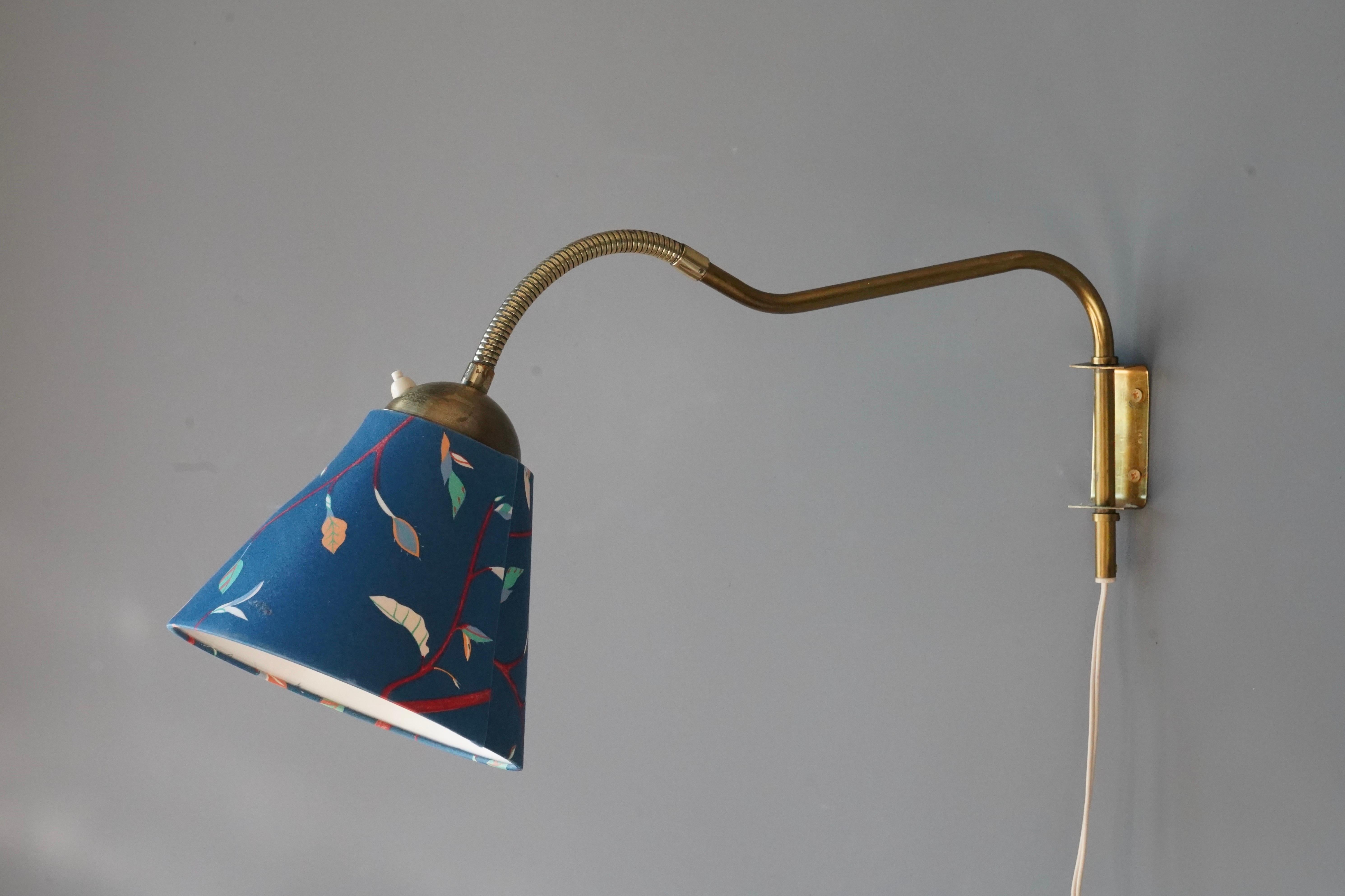 Swedish, Adjustable Wall Light, Brass, Blue Fabric, Sweden, 1940s In Good Condition For Sale In High Point, NC