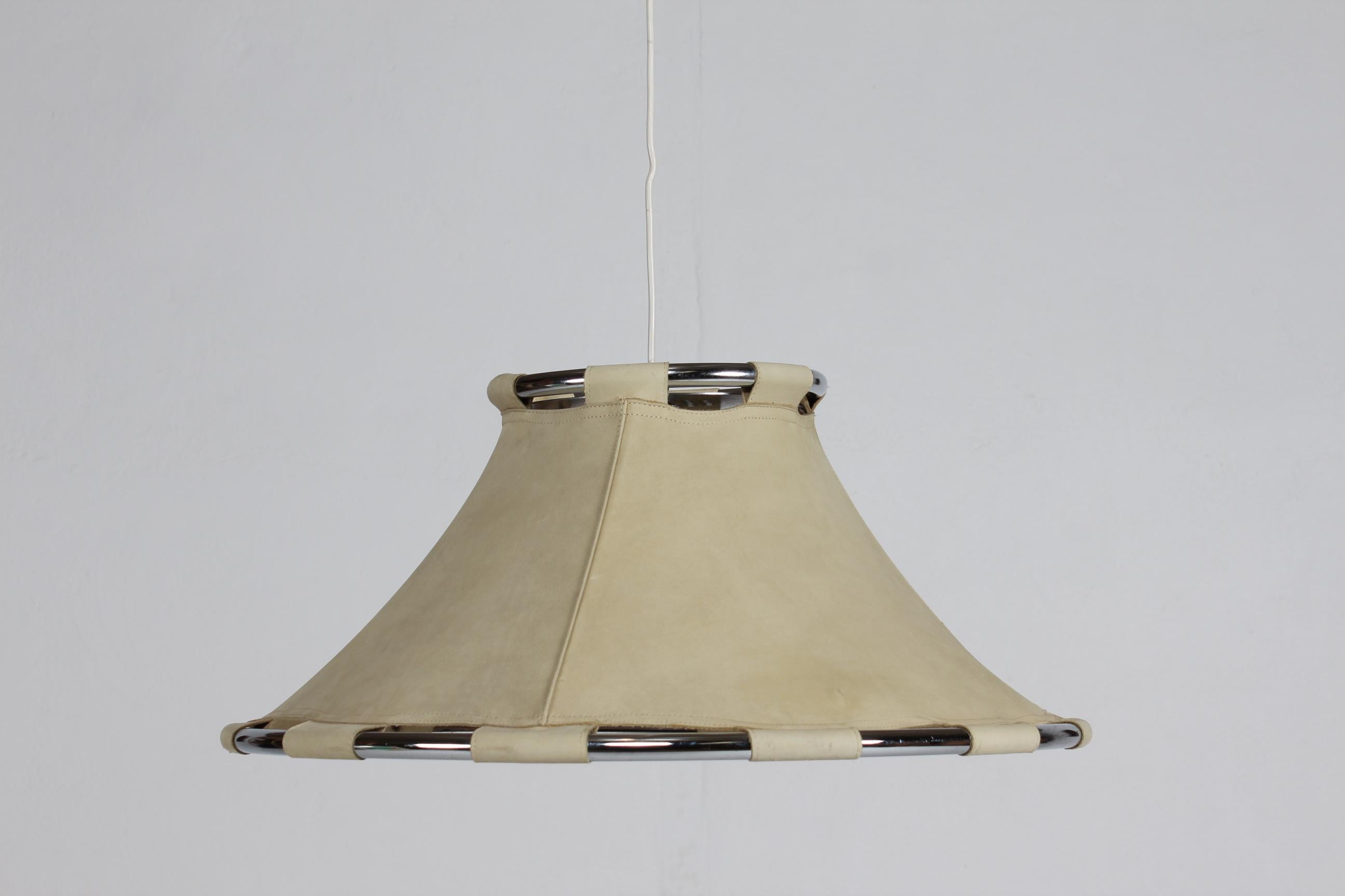 Swedish Anna Pendant Light of Metal  with Leather Cover by Atelje Lyktan 1970s (Schwedisch) im Angebot