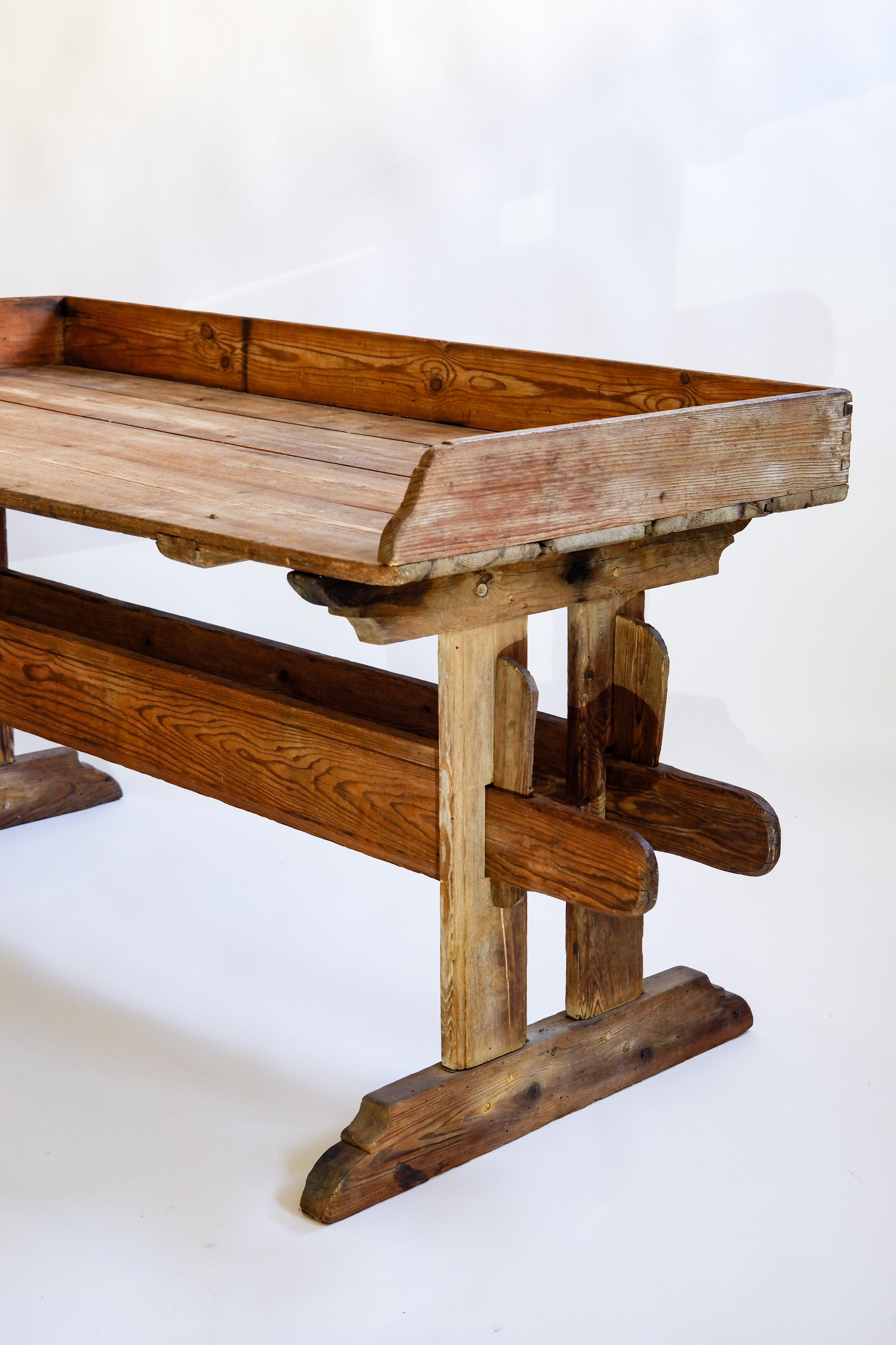 Swedish Antique console table in pine, late XIX ème.  For Sale 9