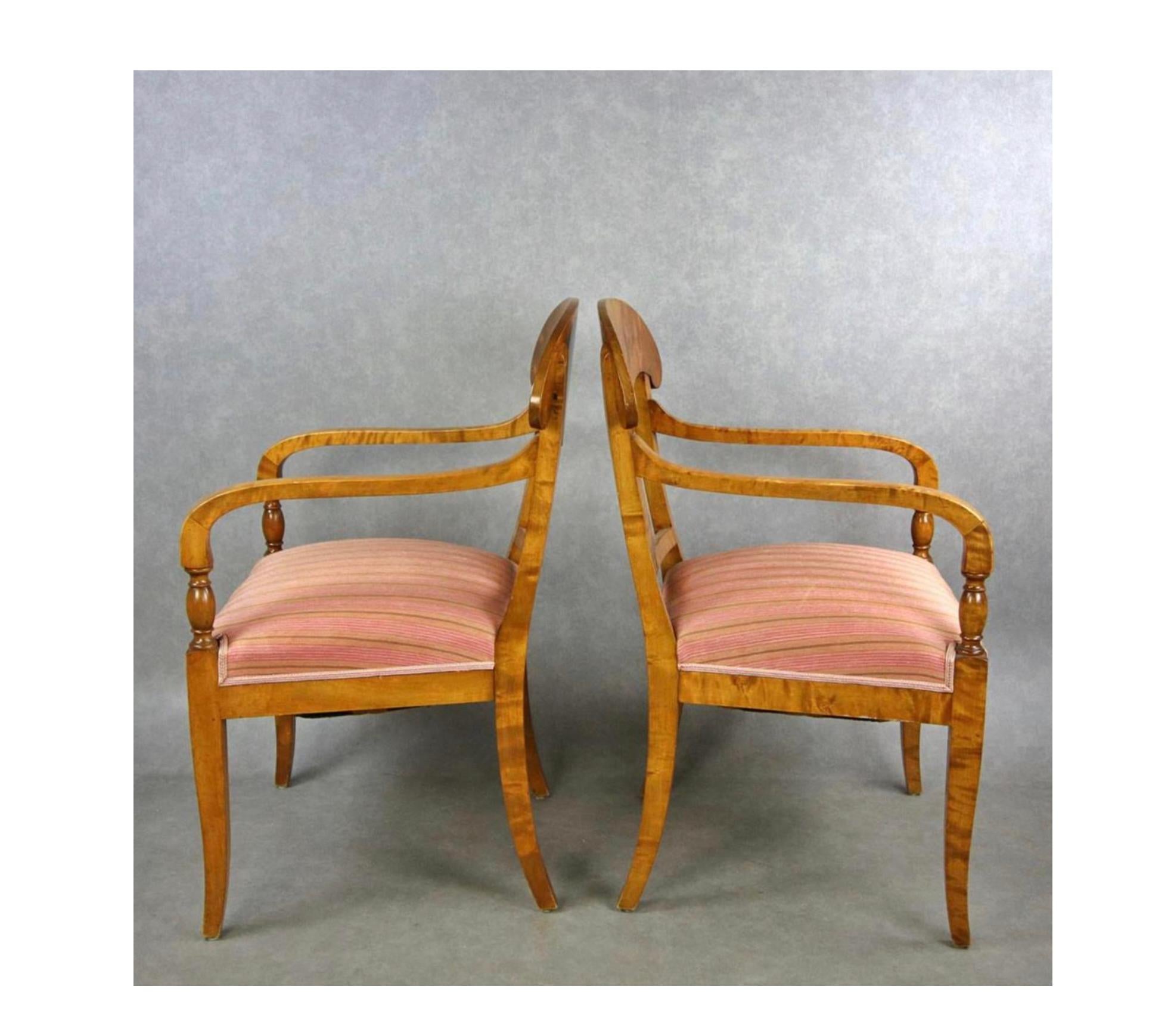 Swedish  Antique Biedermeier Carver Chairs 1800s Quilted Golden Birch A In Good Condition For Sale In Lewes, England