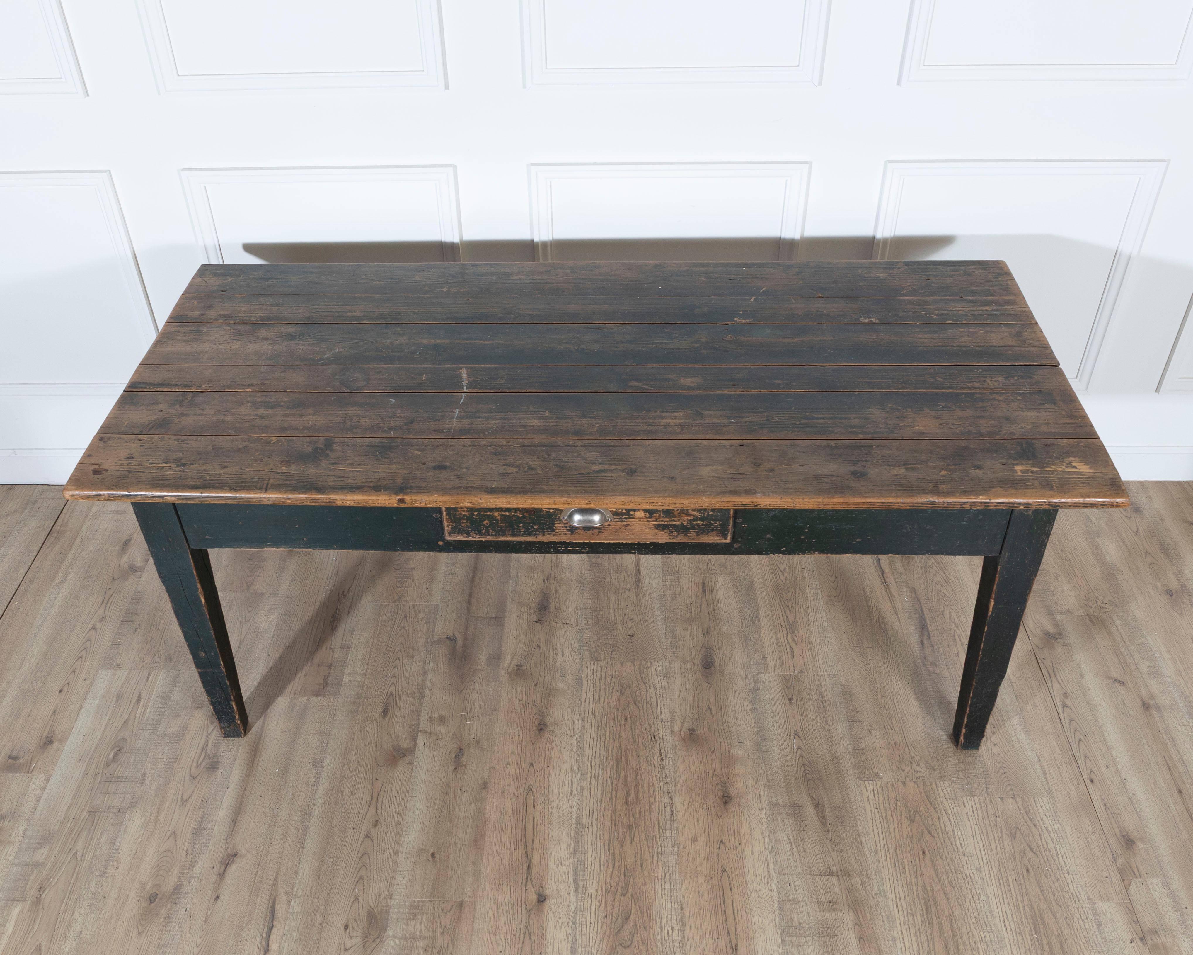 Swedish Antique Country Kitchen Table with Drawers, 19th Century In Good Condition For Sale In Atlanta, GA