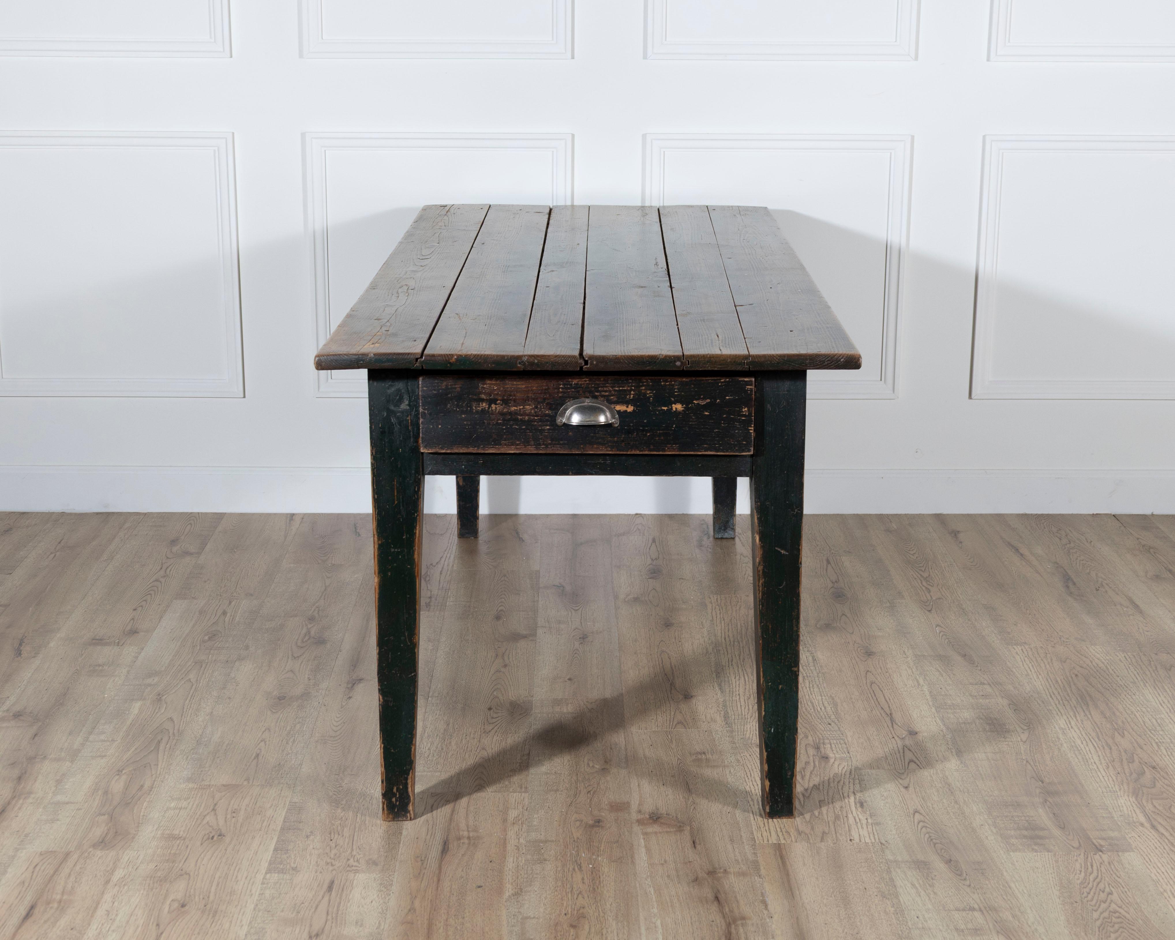 Swedish Antique Country Kitchen Table with Drawers, 19th Century For Sale 4