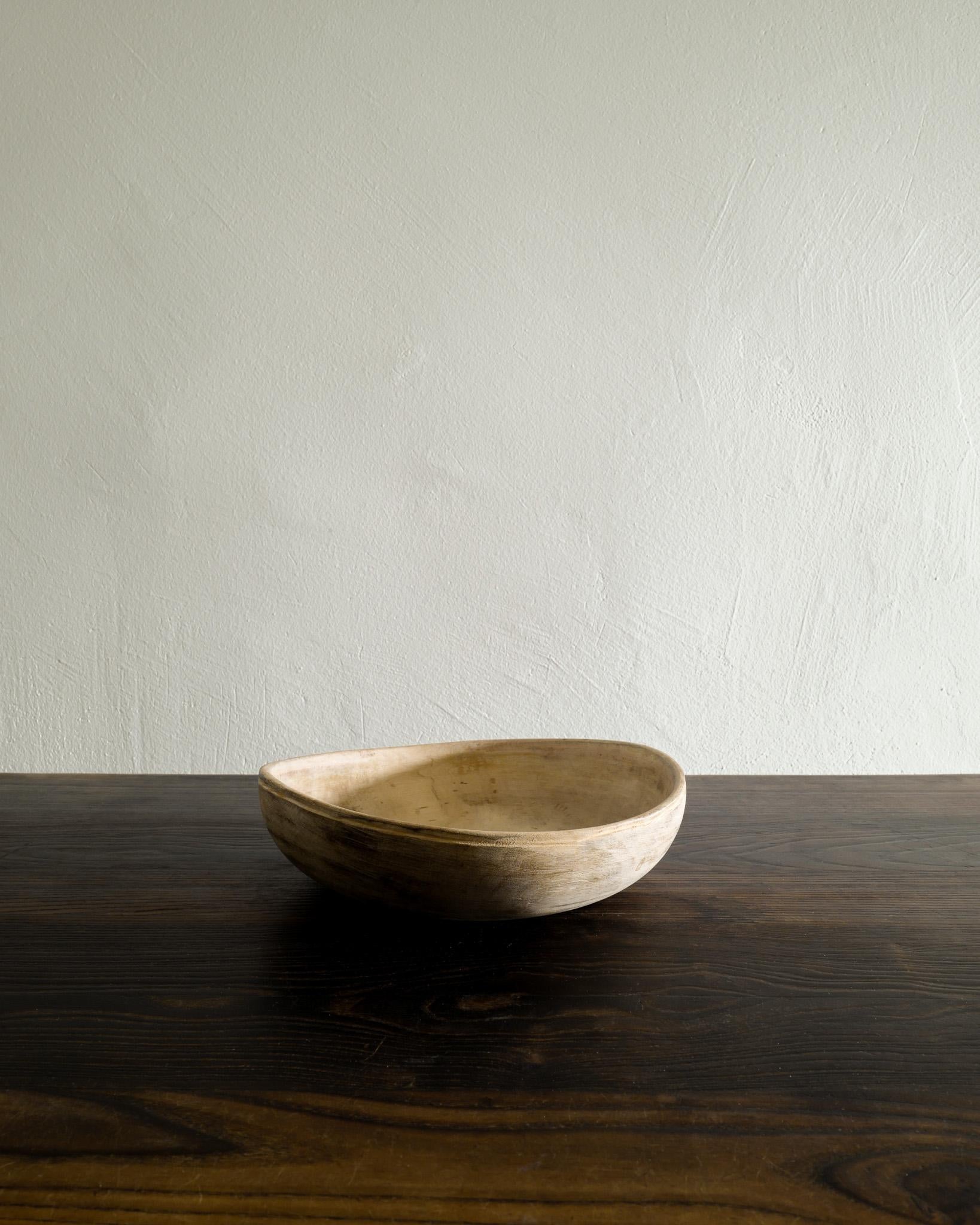 Scandinavian Modern Swedish Antique & Decorative Wooden Bowls in Birch Produced in Sweden Late 1800s For Sale