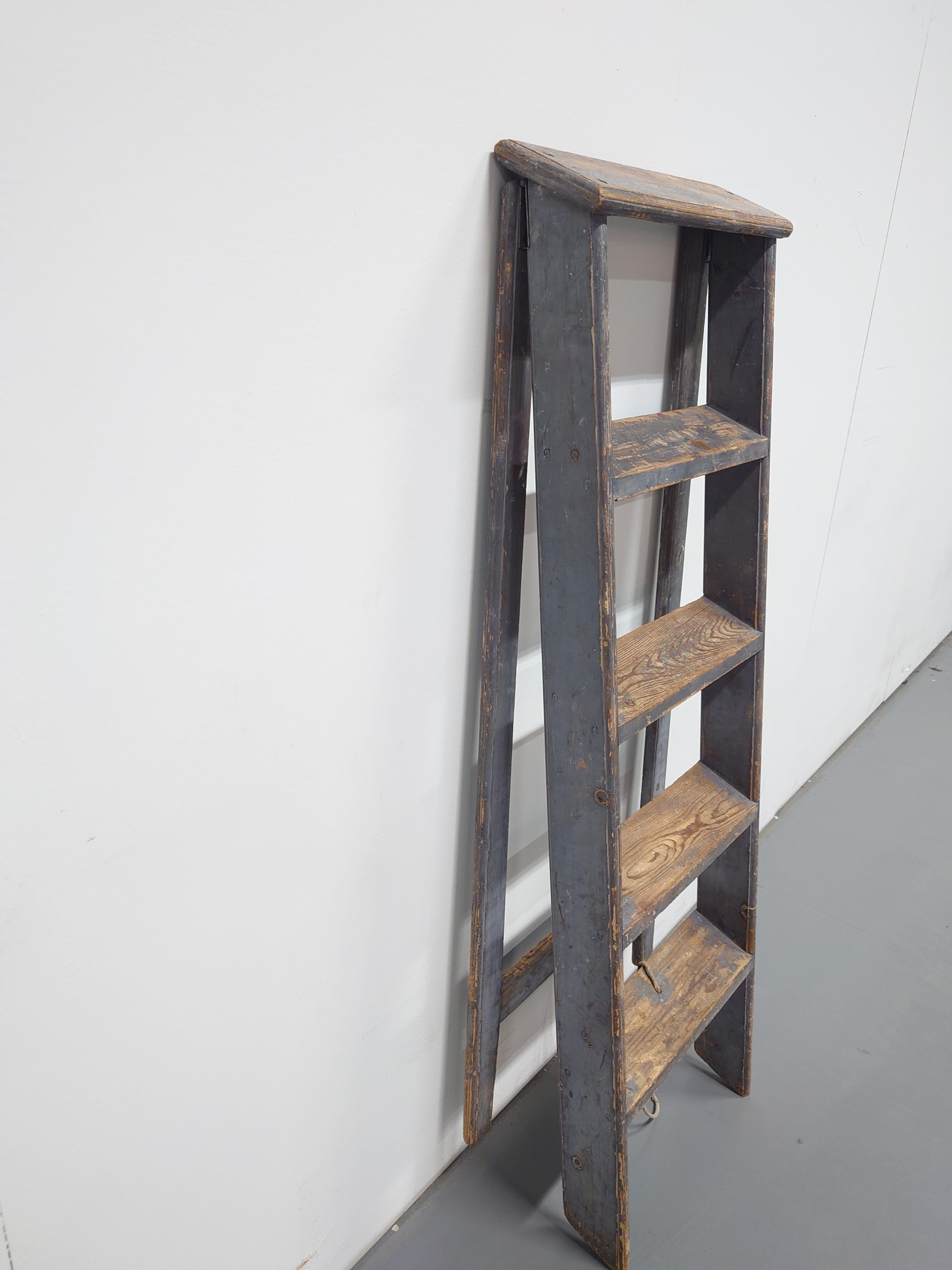 Hand-Carved Swedish antique  Folk Art ladder with gray original paint For Sale