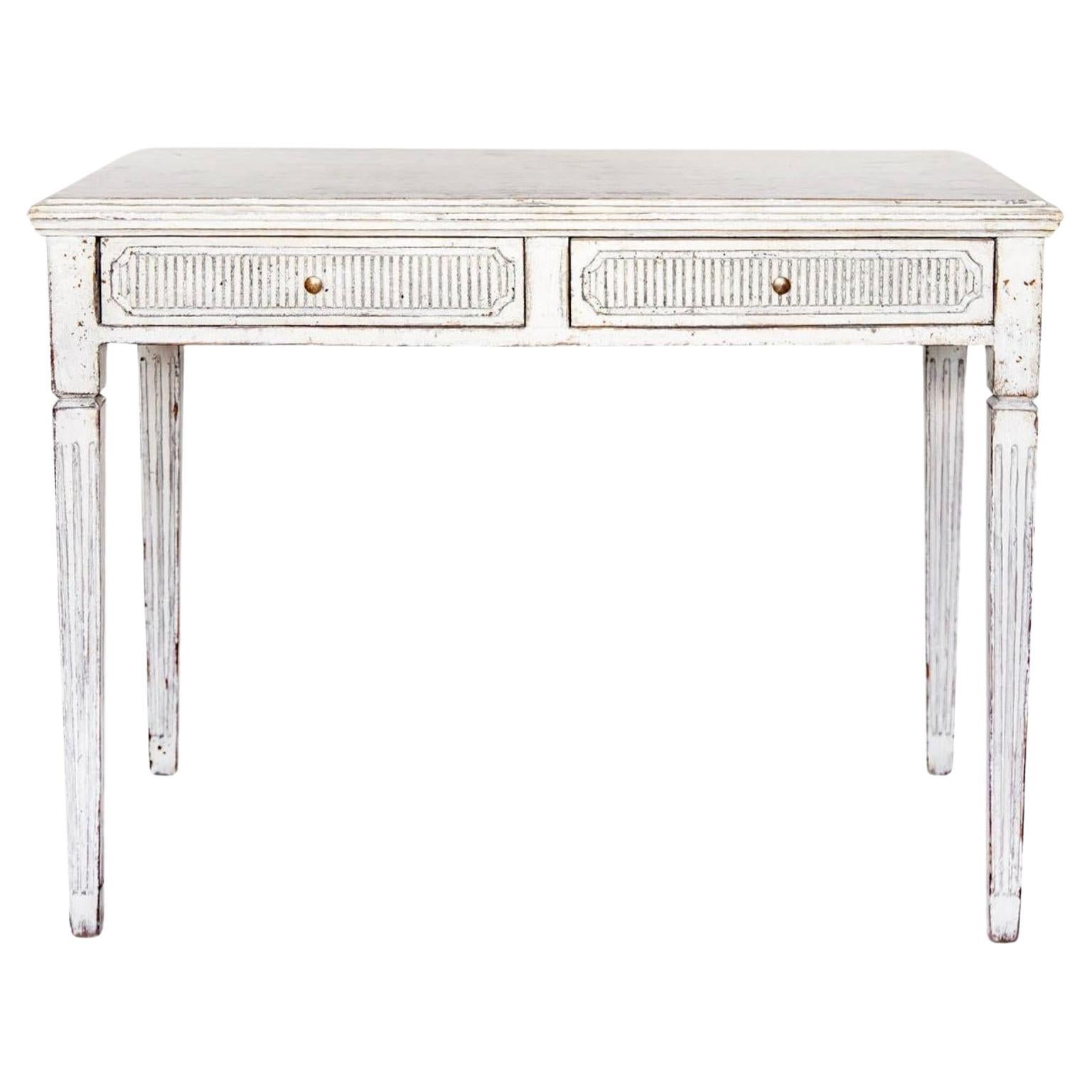 Antico tavolo consolle svedese gustaviano, scrivania grigio bianco con dettagli intagliati 1850-1870