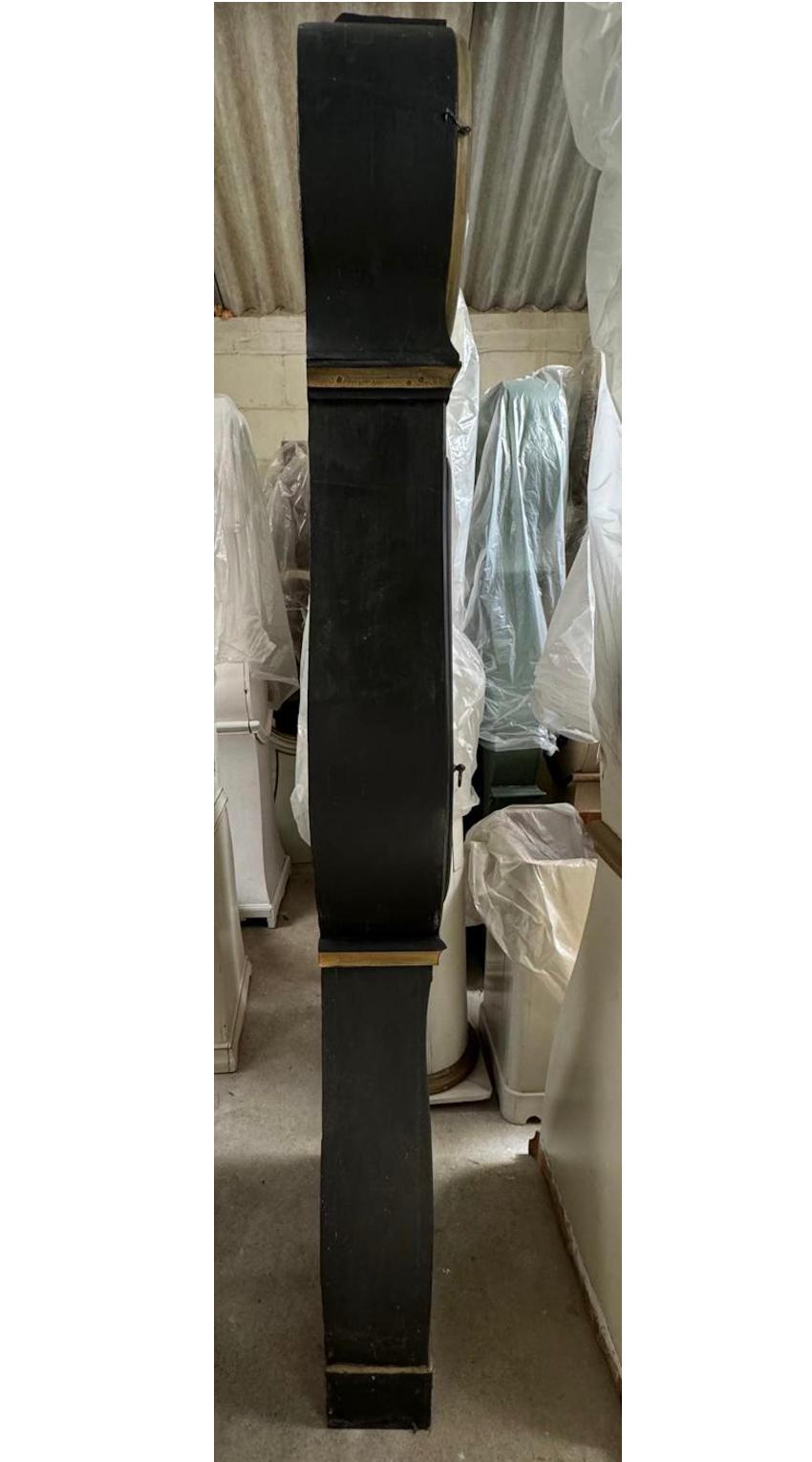 Reloj Sueco Antiguo Mora Clocks  Arte popular negro Plumas 1800s 203cm AAS A Gustaviano en venta
