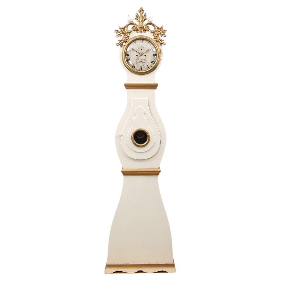 Schwedische antike Mora-Uhr Weiß frühe 1800er Jahre Tauben Detail 235cm Kruko