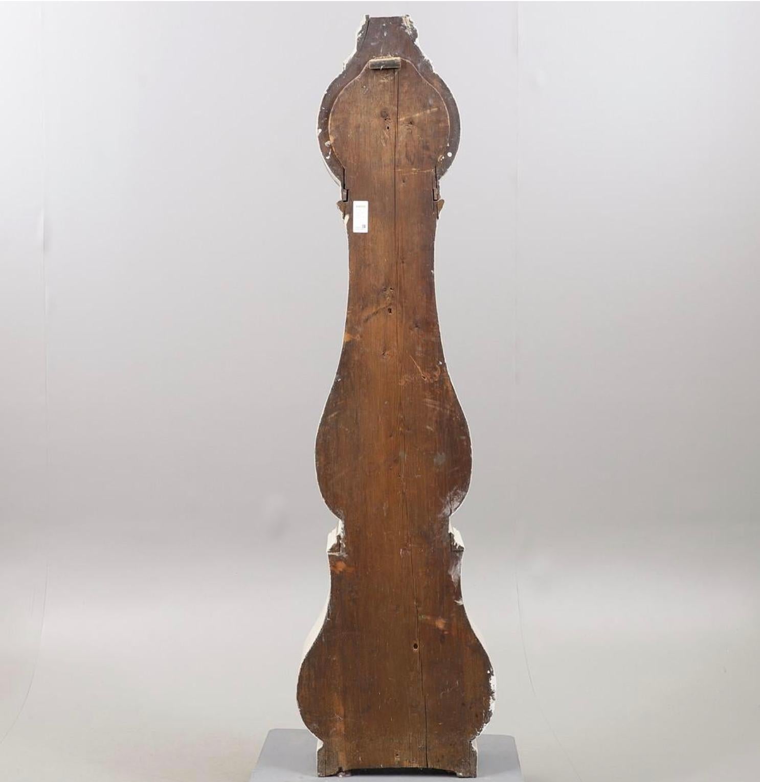 Carved Swedish Antique Mora Clock White Early 1800s Sven Sunesson Loushult A For Sale