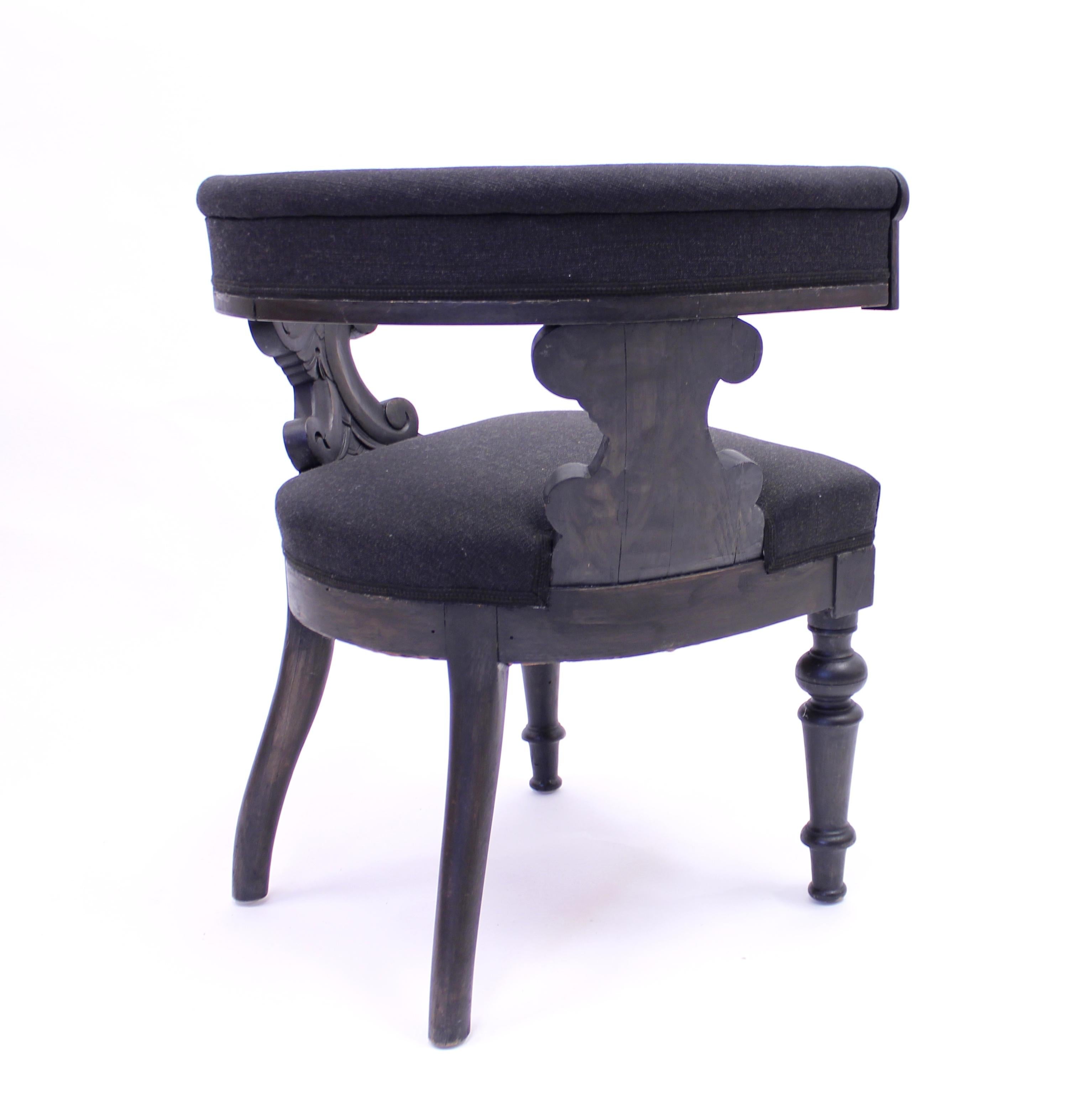 Swedish Antique Oak Klismos Chair, Late 19th Century 5