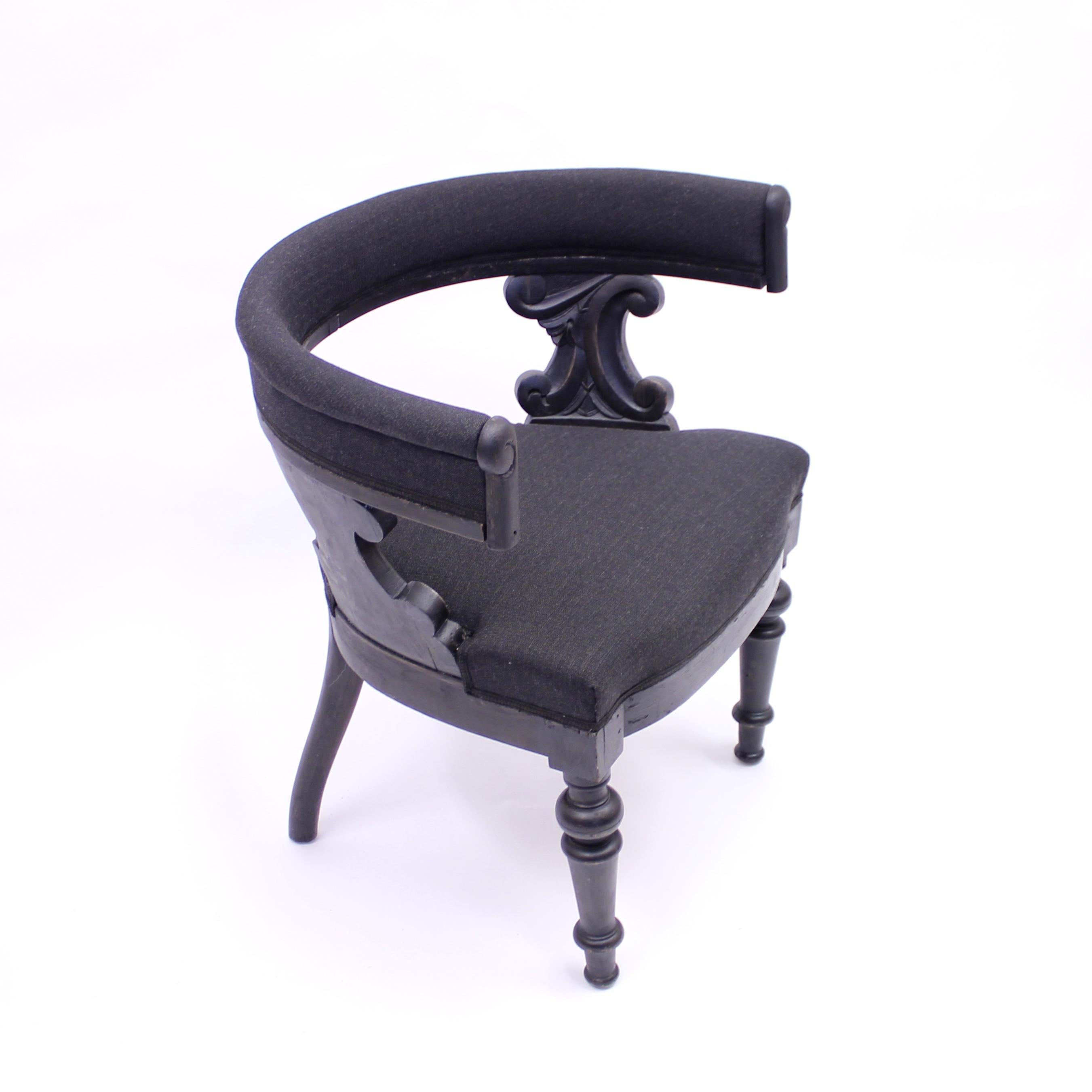 Swedish Antique Oak Klismos Chair, Late 19th Century 3