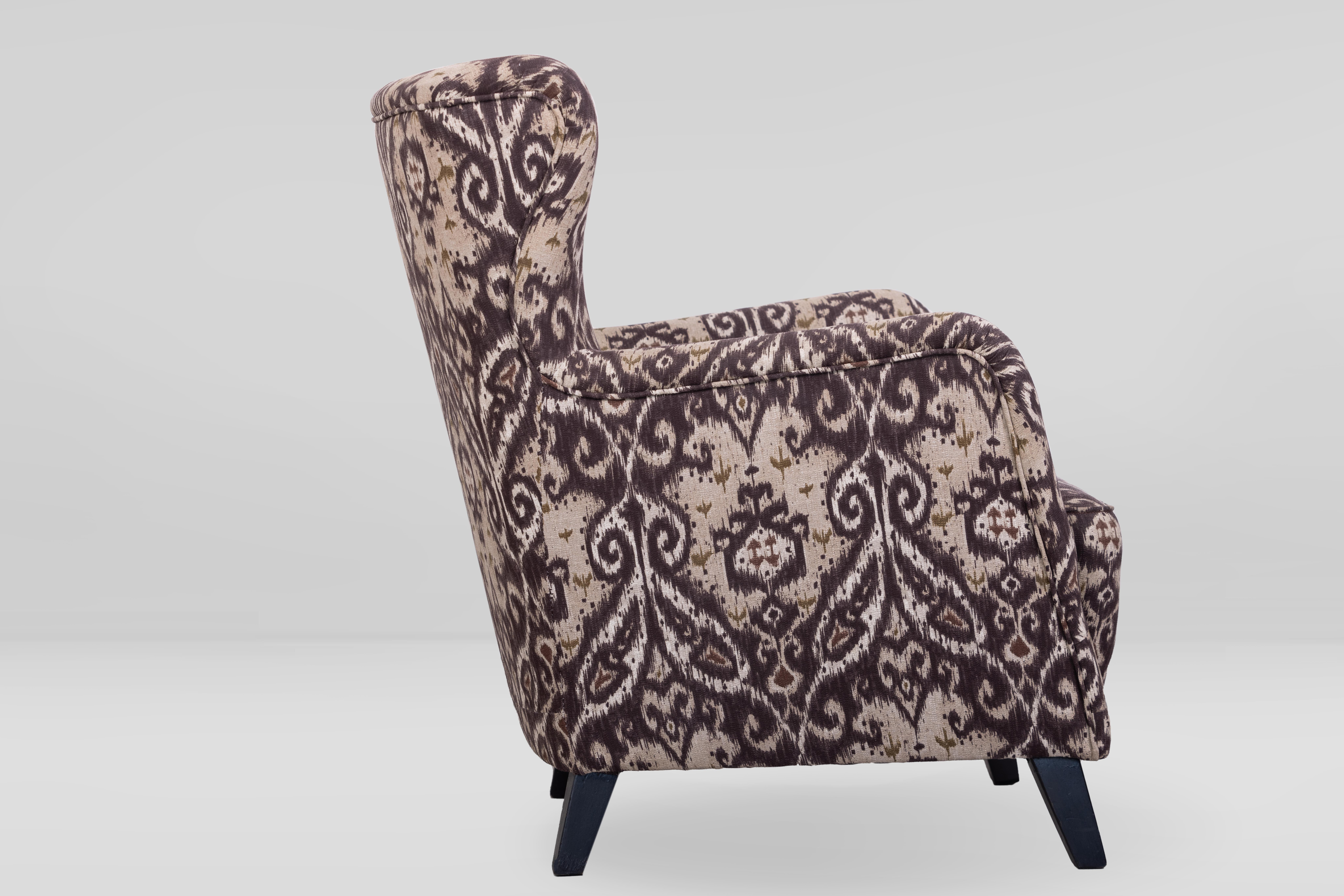 Swedish armchair, 1940s, completely restored and re-upholstered with a French vintage fabric, legs in oak wood.